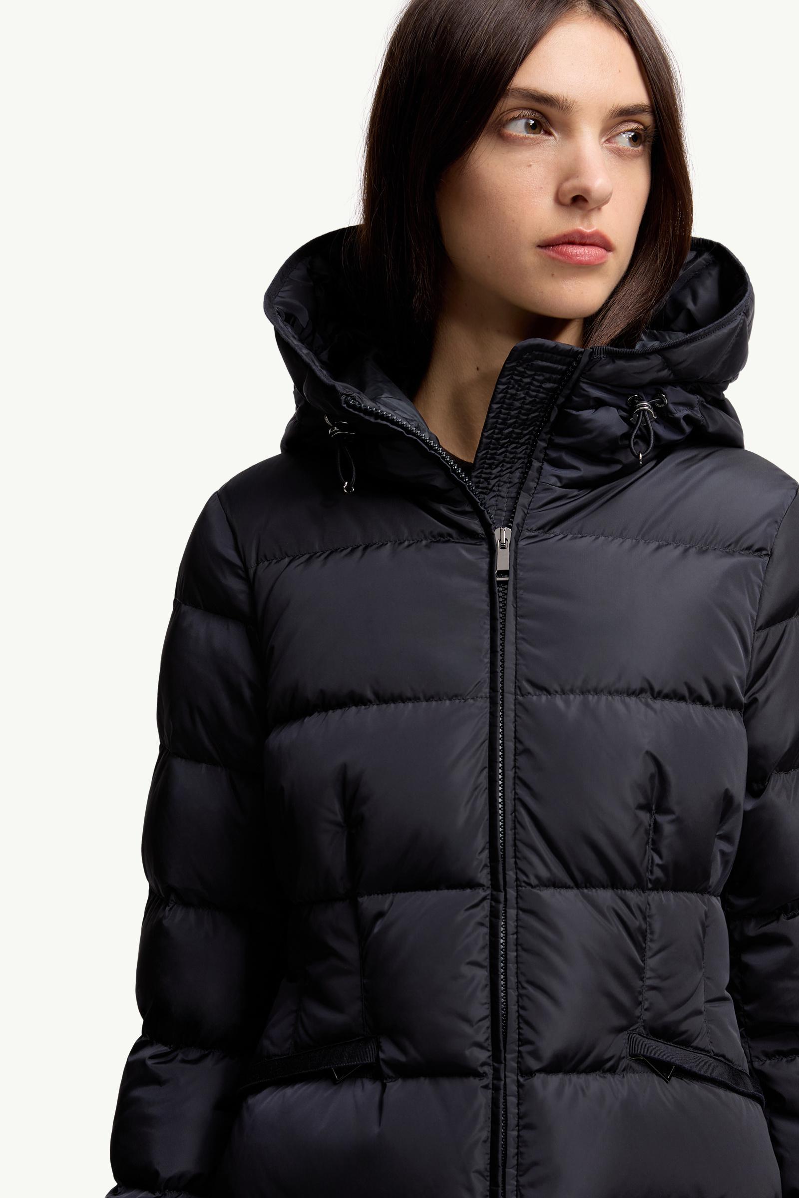 【美品】モンクレールAVOCE SHORT DOWN JACKETナイトブルー Night Blue Avoce Hooded Short Down Jacket - Short Down