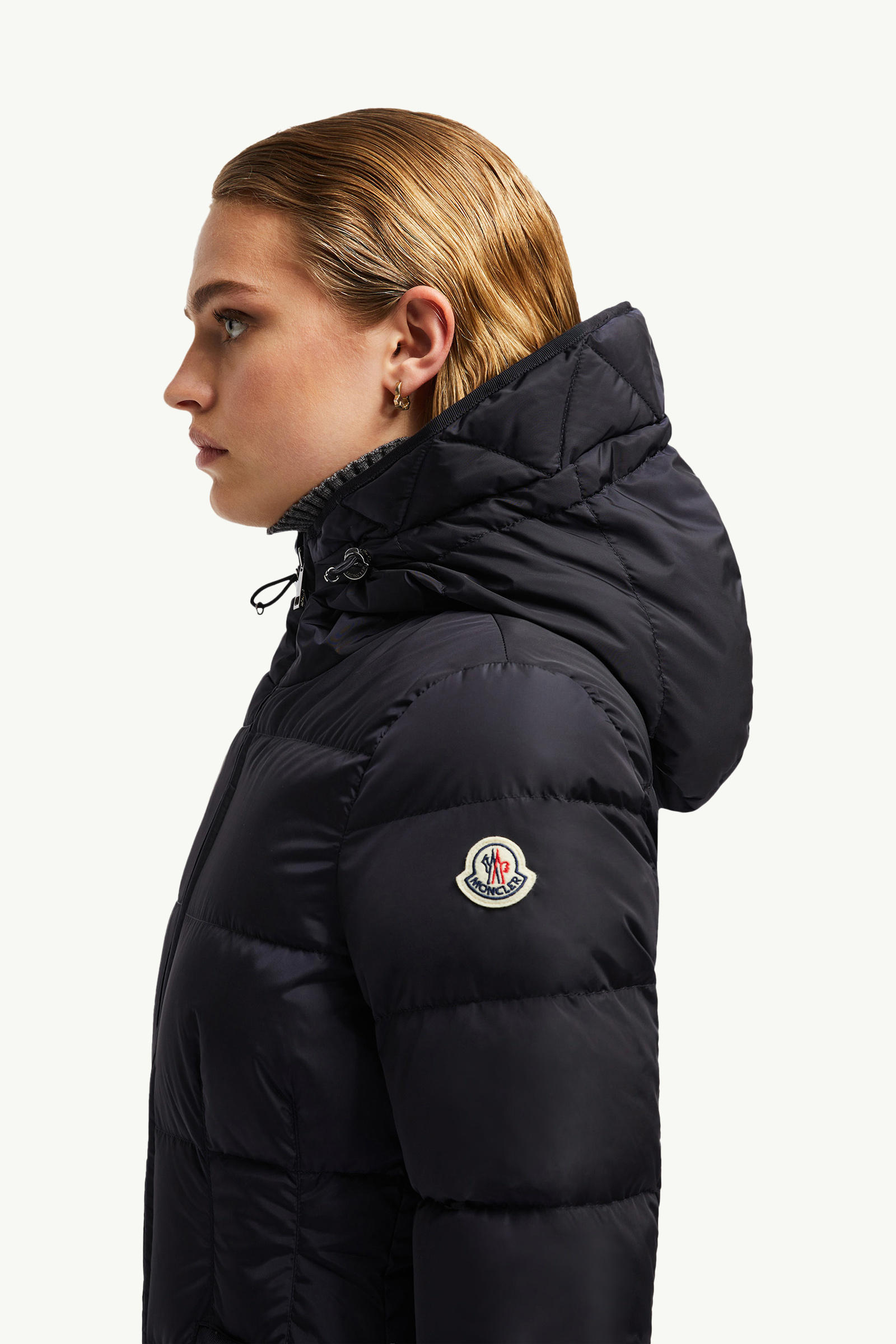 Avoce Hooded Short Down Jacket Women Night Blue Moncler 6