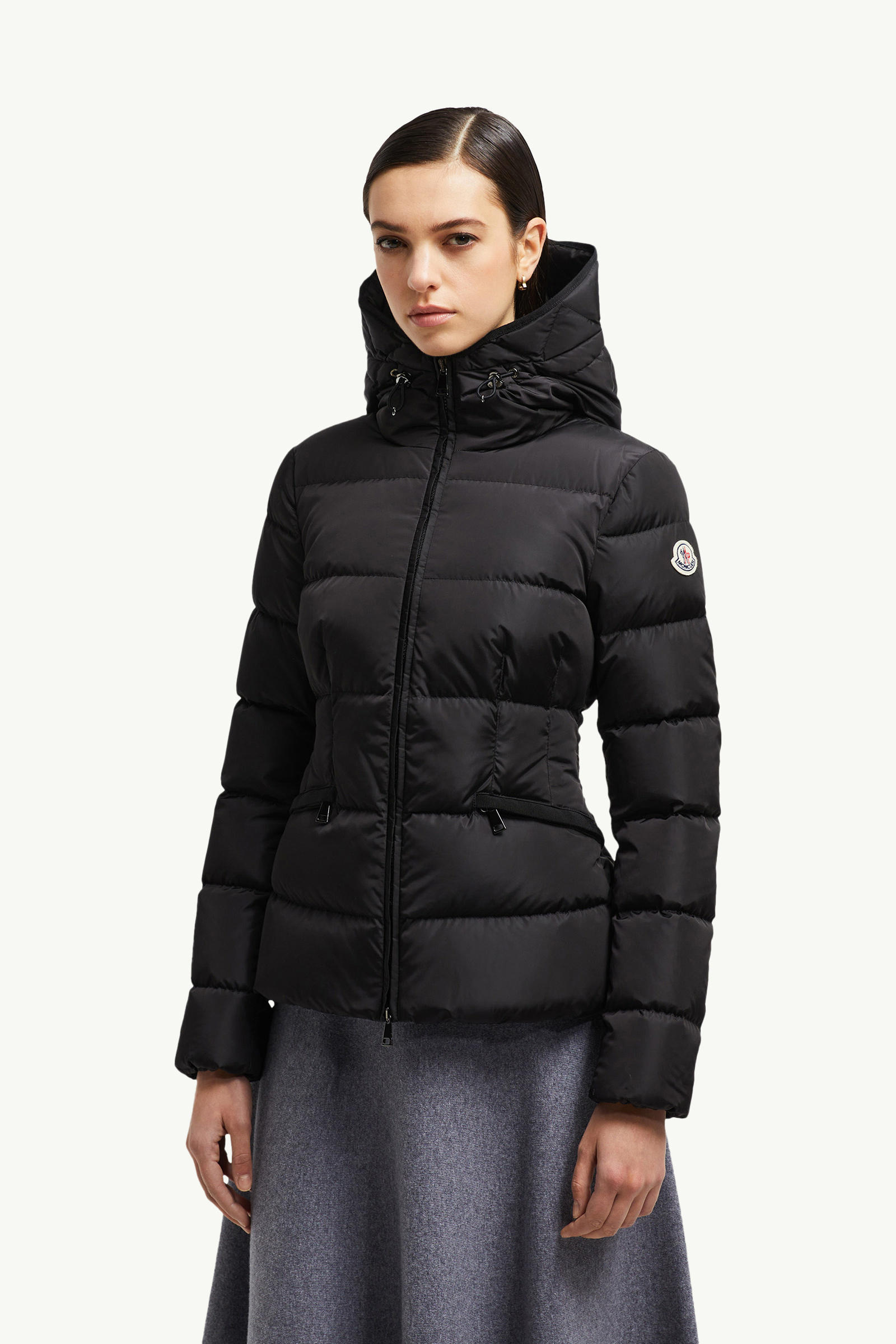 Doudoune courte à capuche Avoce Femmes Noir Moncler 3