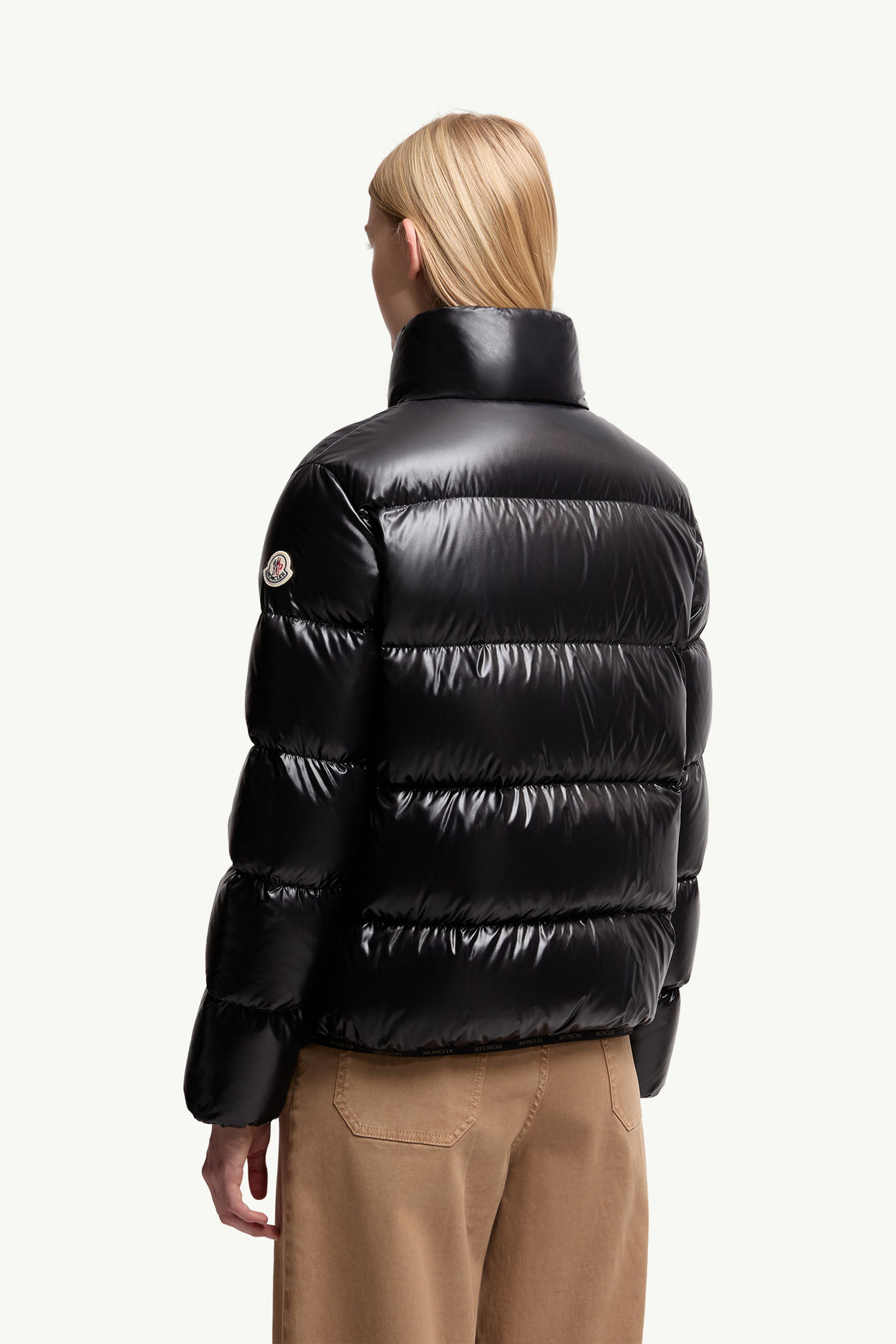 Abbadiaショートダウンジャケット レディース ブラック Moncler 4