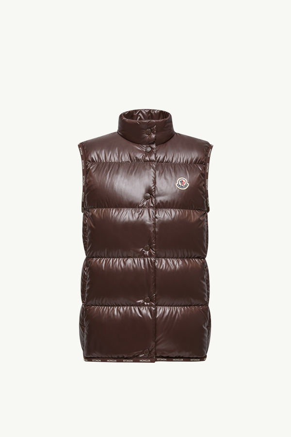 https://moncler-cdn.thron.com/api/v1/content-delivery/shares/dpx6uv/contents/K20931A001695963V263_F/image/K20931A001695963V263_F