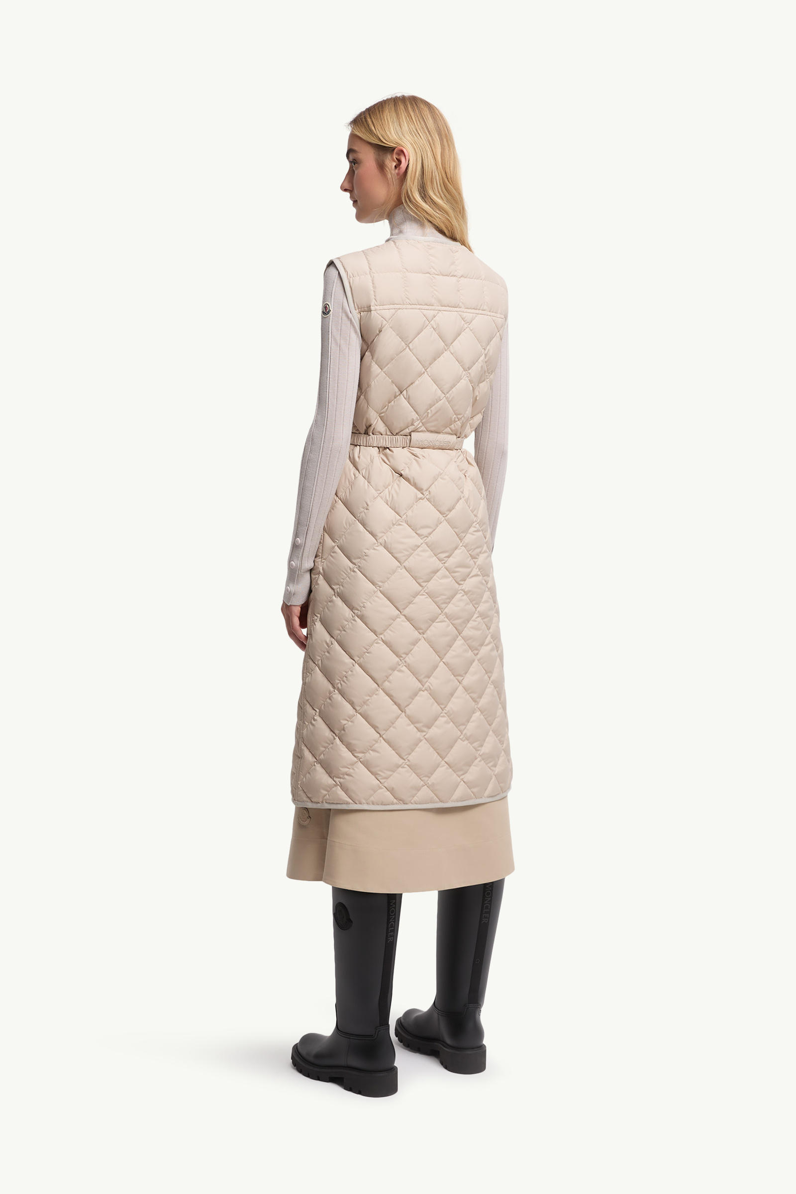 Butor Diamond-Quilted Long Down Gilet Women Beige Moncler 4