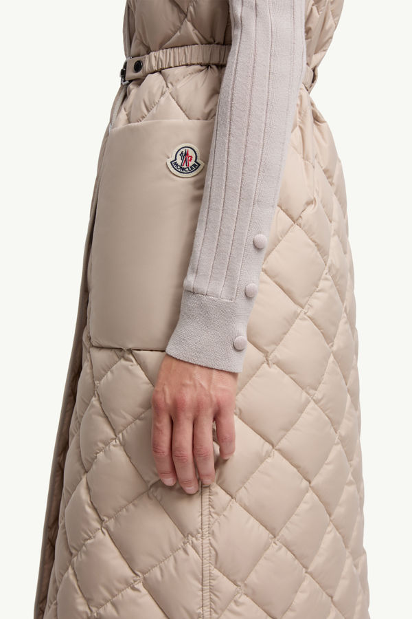 Butor Diamond-Quilted Long Down Gilet Women Beige Moncler 5