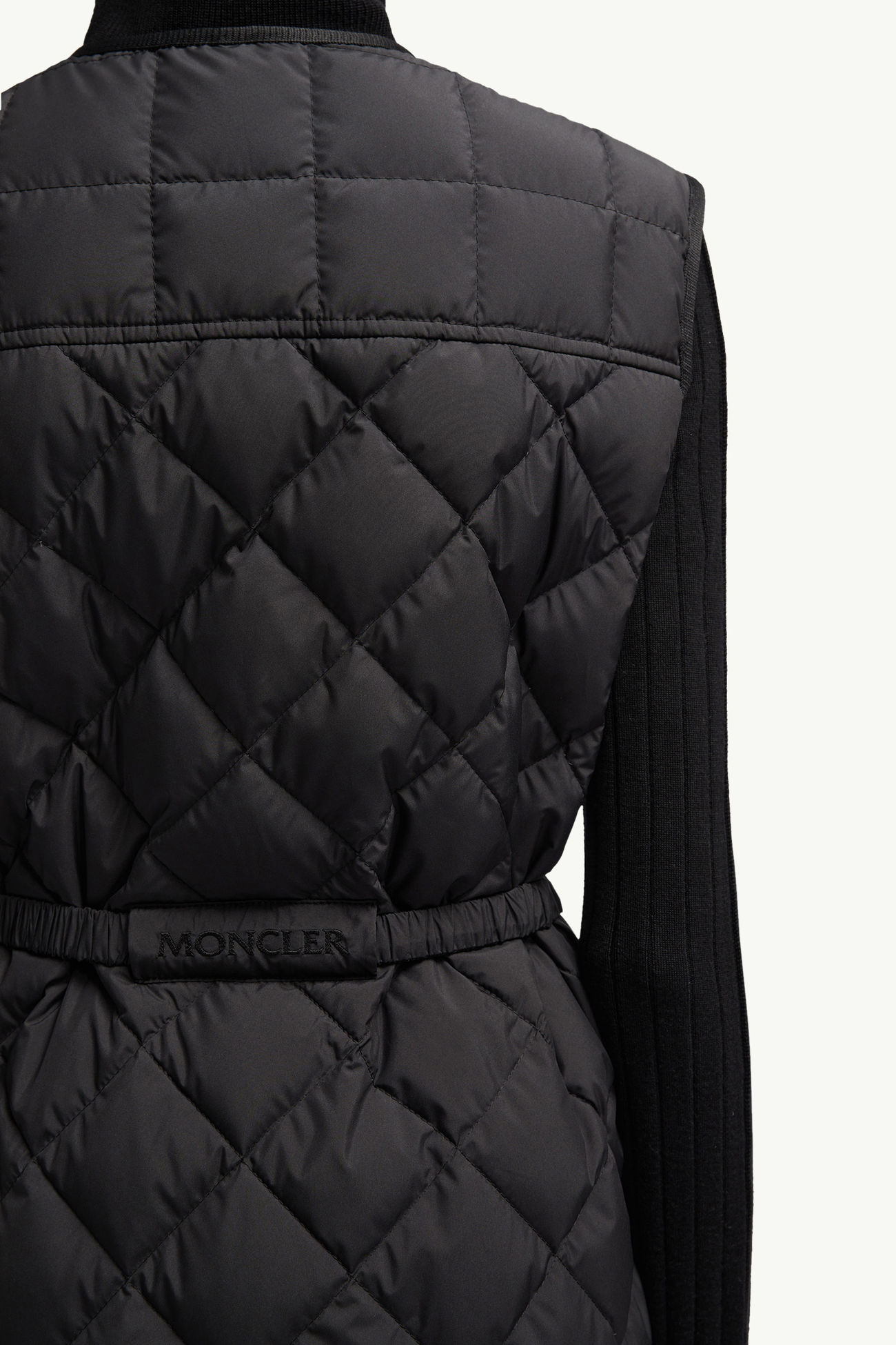 Butor女士菱形绗缝长款羽绒马甲 女士 黑色 Moncler 7