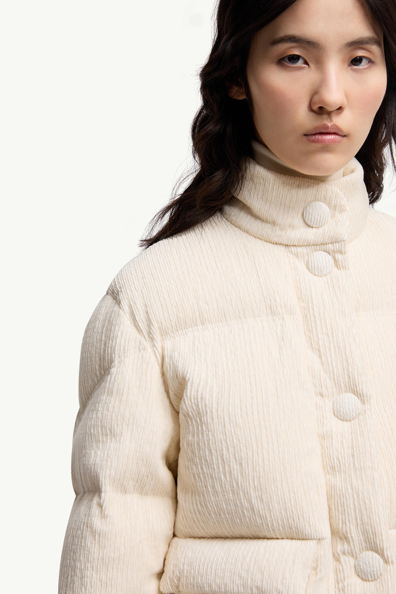 White Ivory Aliminia Velvet Short Down Jacket - Short Down Jackets