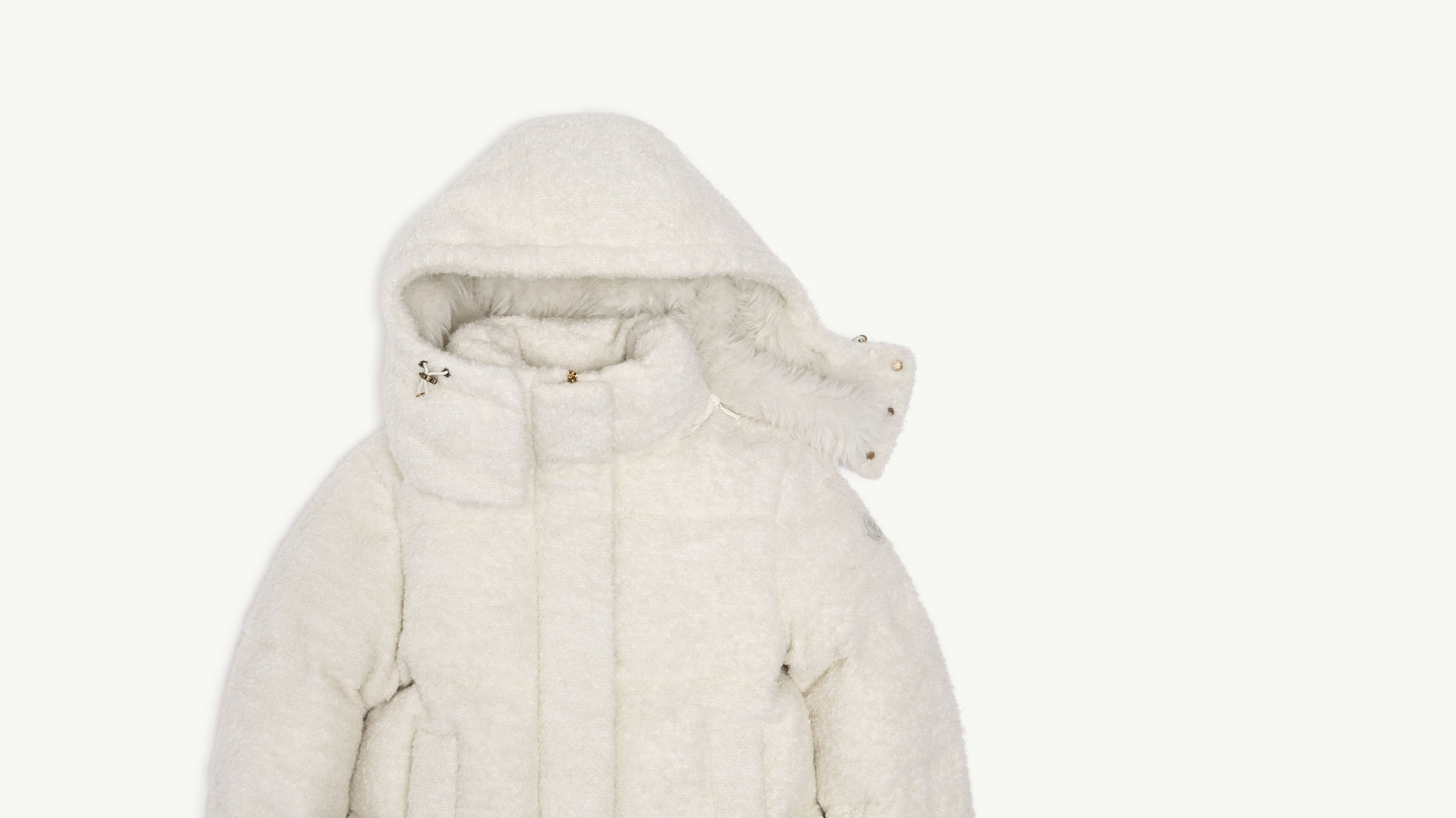 Slide 1 - product.feature.detachablehood.title