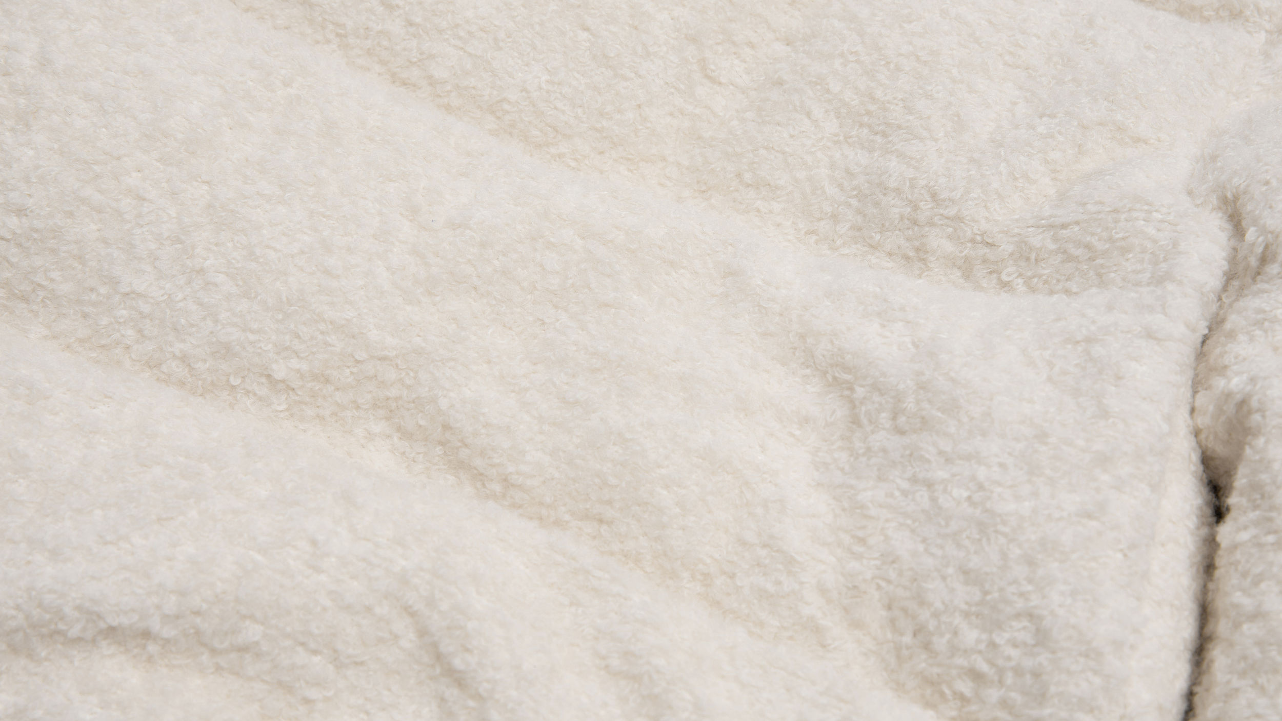 Slide 2 - 質感のあるデザイン