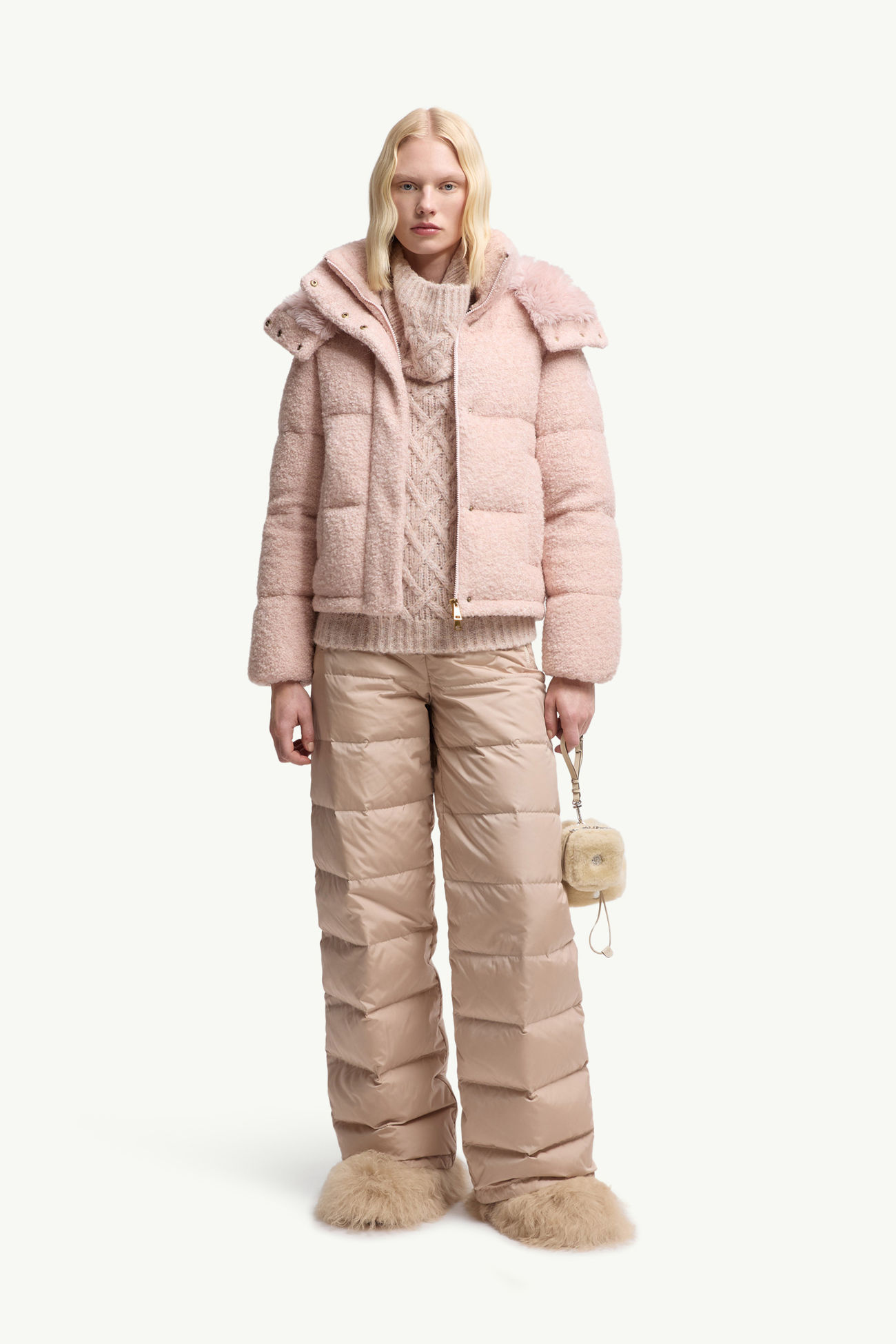 Plumífero corto con capucha de bouclé Virieu Mujer Rosado Moncler 0