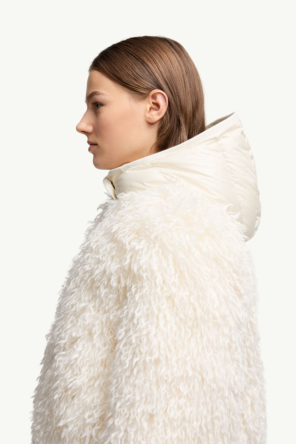 Doudoune courte à capuche Vigiers en teddy Femmes Blanc Ivoire Moncler 1