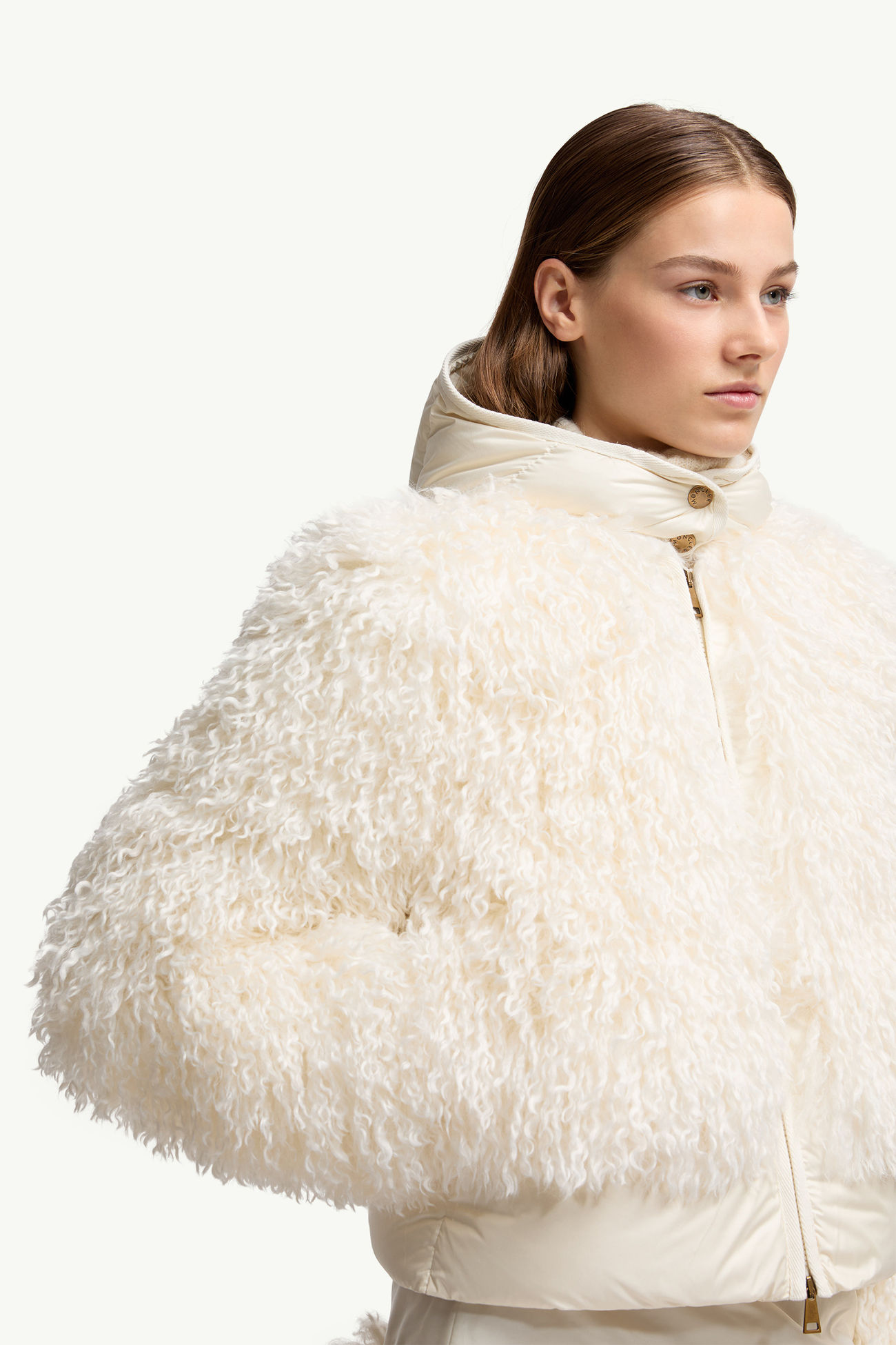 Plumífero corto de tejido efecto peluche con capucha Vigiers Mujer Blanco Marfil Moncler 6