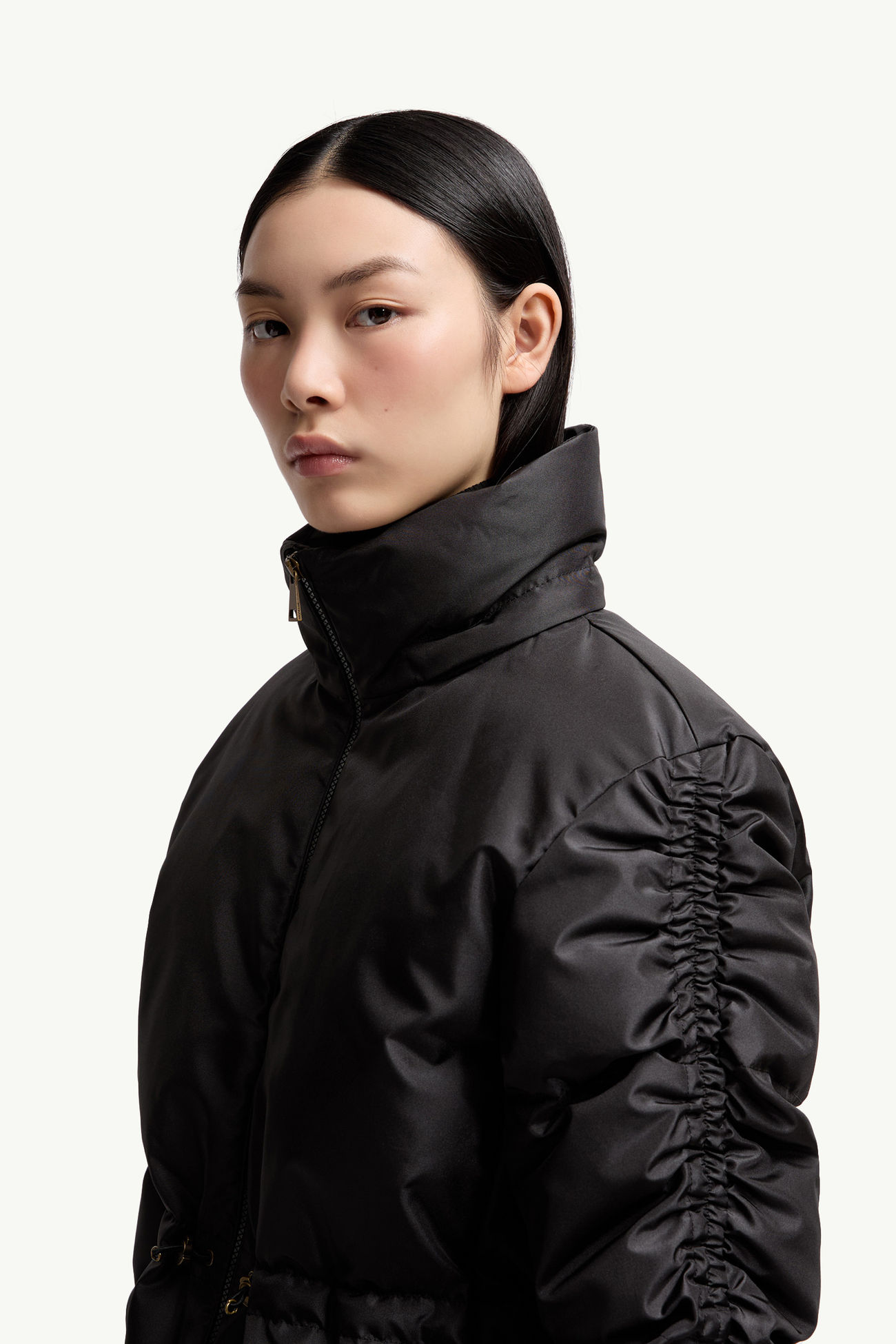 Louviere Hooded Short Down Jacket Women Black Moncler 1