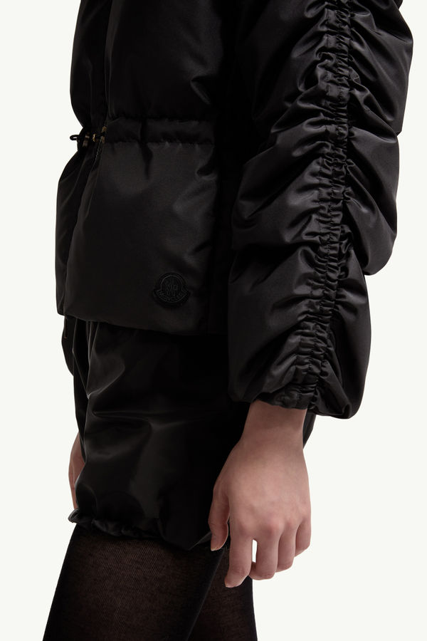 Louviere Hooded Short Down Jacket Women Black Moncler 5