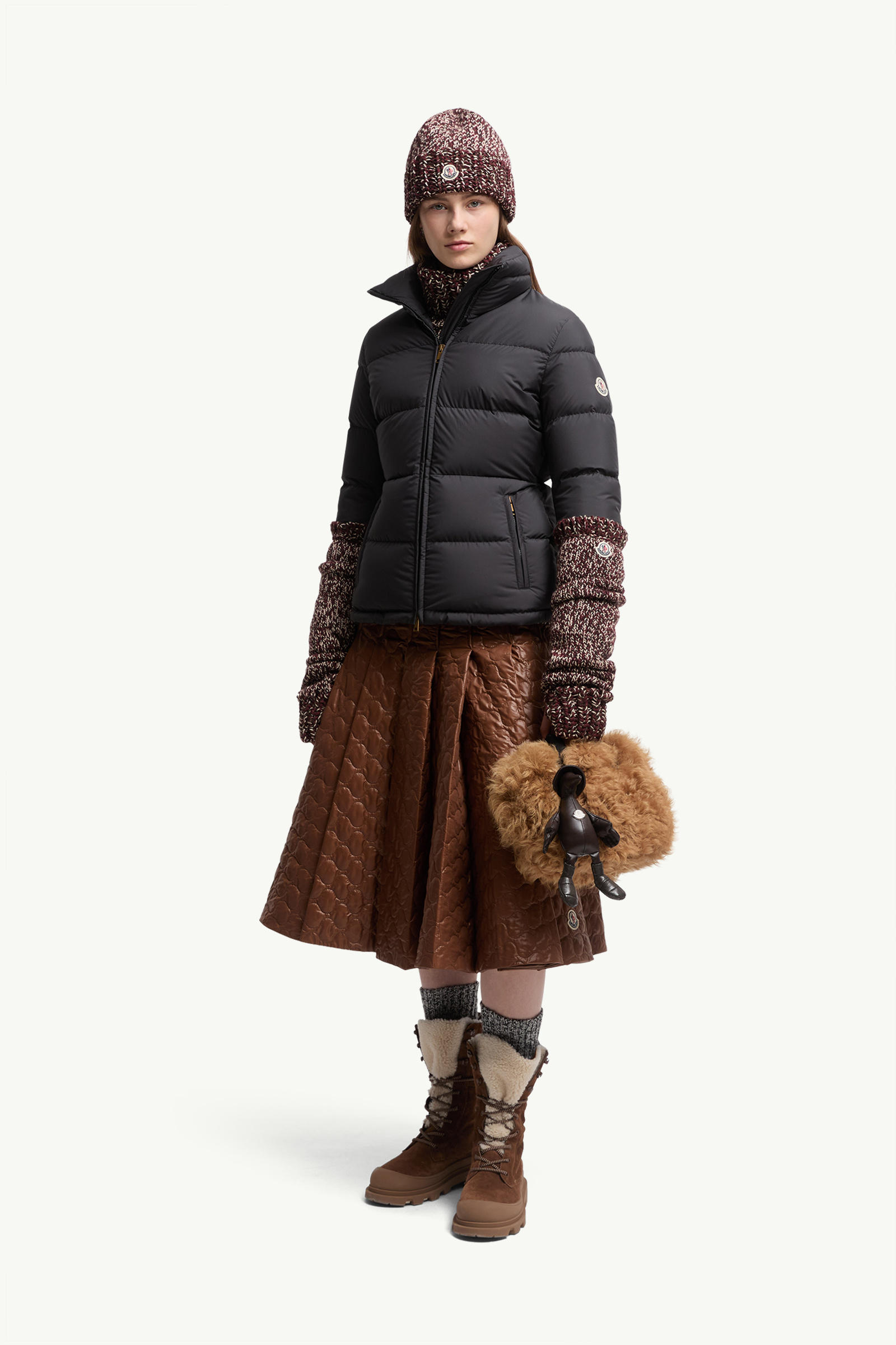 Dourbe kurze Daunenjacke mit Kapuze Damen Schwarz Moncler 0