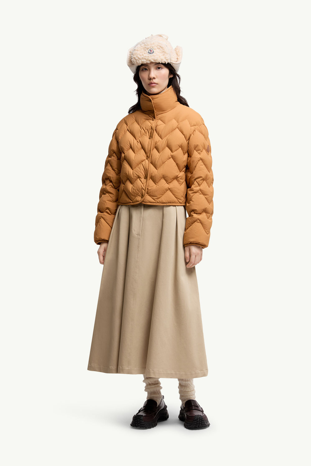 Plumífero corto con acolchado de corazón Senevee Mujer Amarillo Ocre Moncler 0