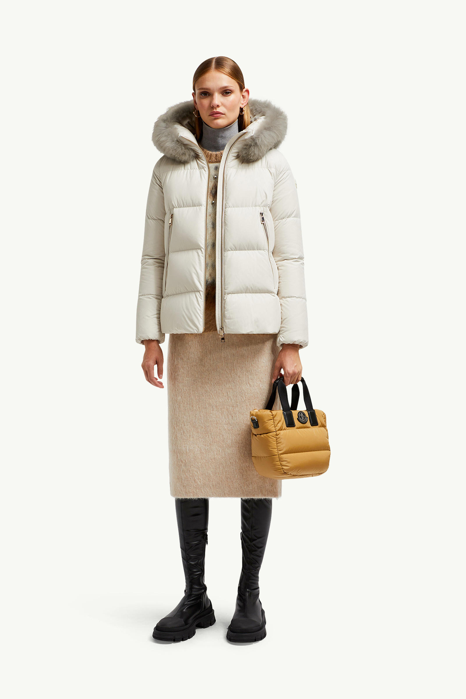 Piumino corto Laichefur con cappuccio e orlo in shearling Donna Bianco Moncler 0