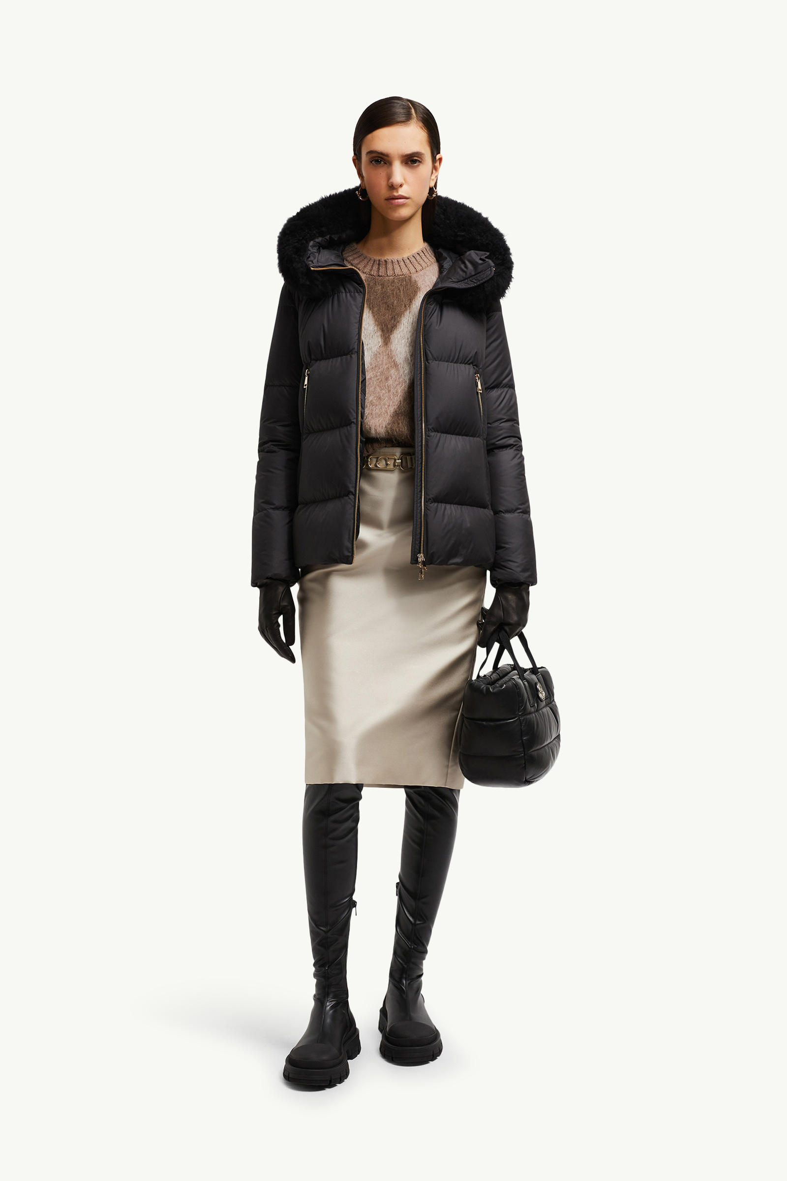 Doudoune courte à capuche bordée de shearling Laichefur Femmes Noir Moncler 0
