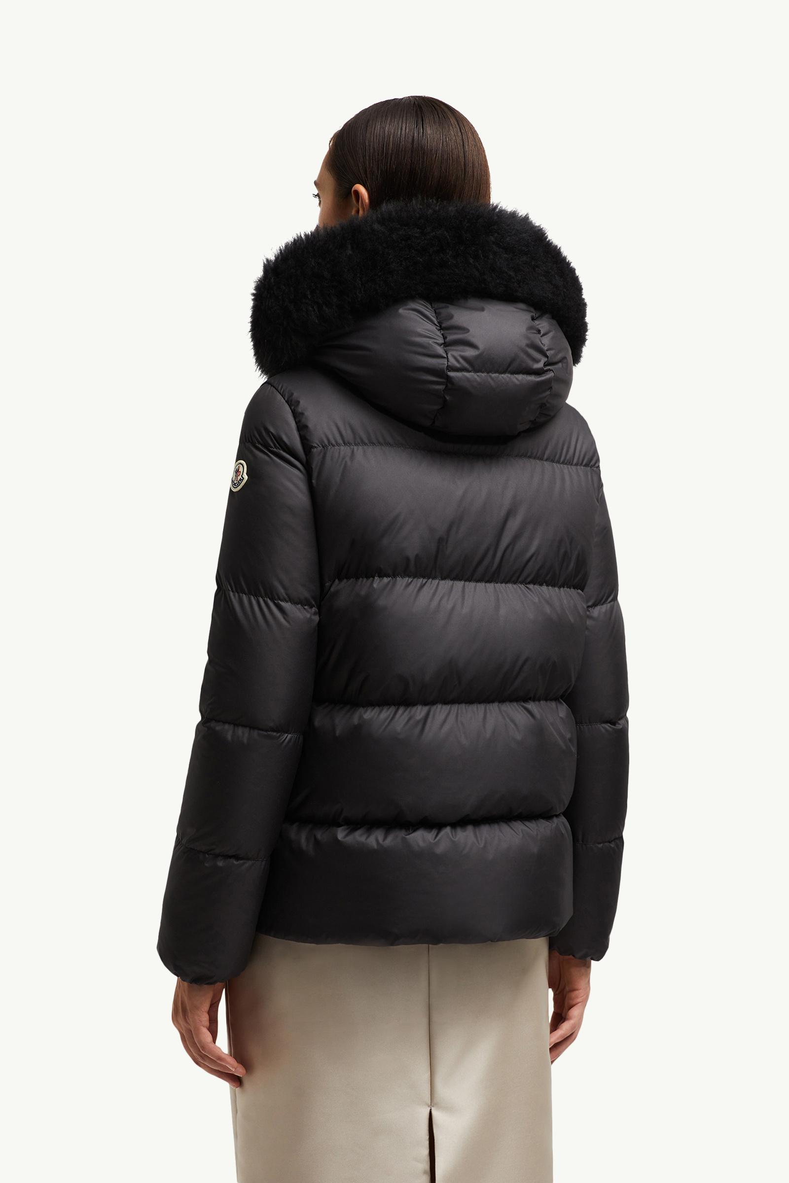 モンクレール MONCLER CHATEL ショート丈 レディース MONCLER（モンクレール）レディース おすすめショートダウン