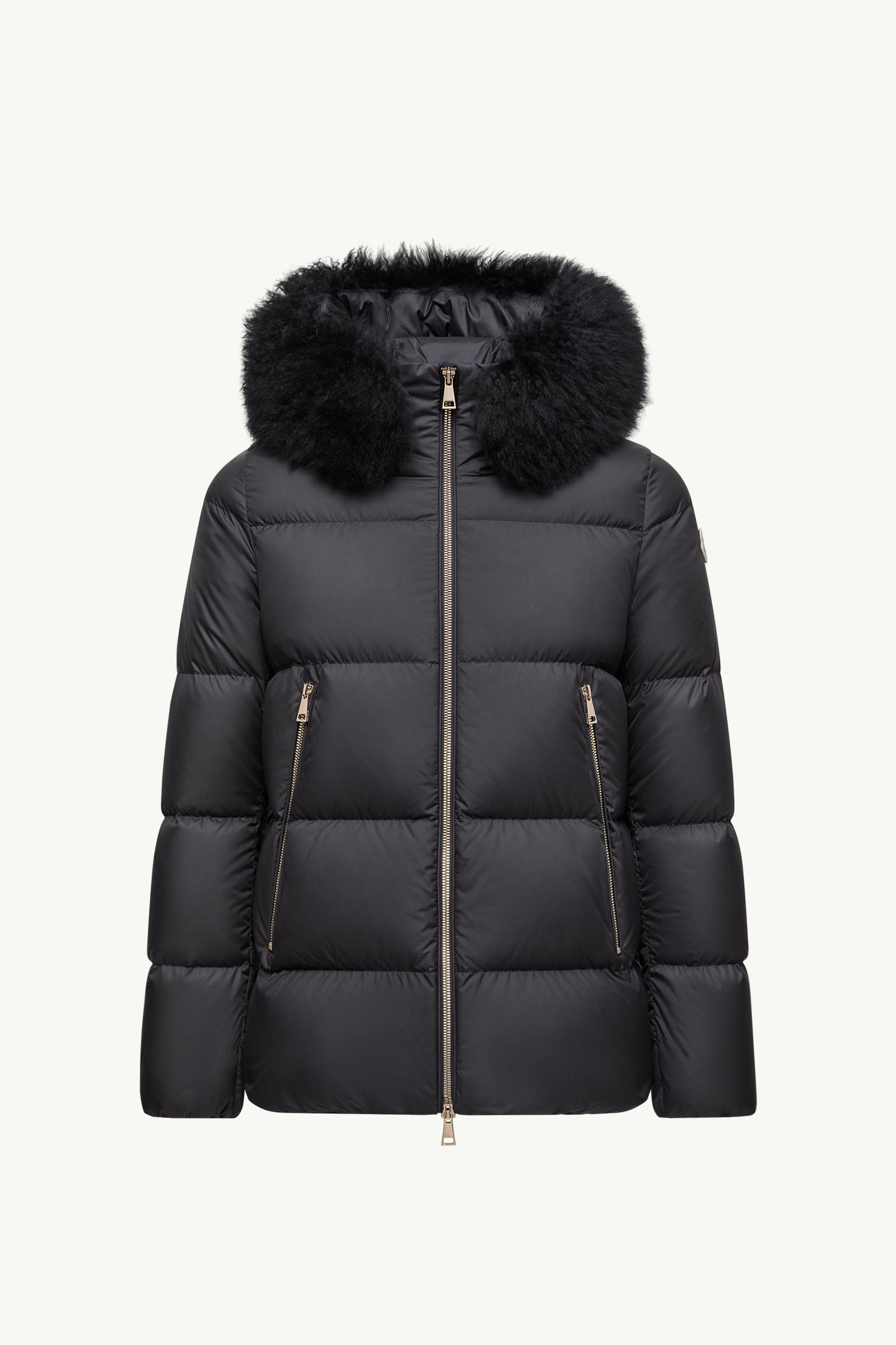 Black Laichefur Hooded Shearling-Trimmed Short Down Jacket Black Laichefur Hooded Shearling-Trimmed Short Down Jacket