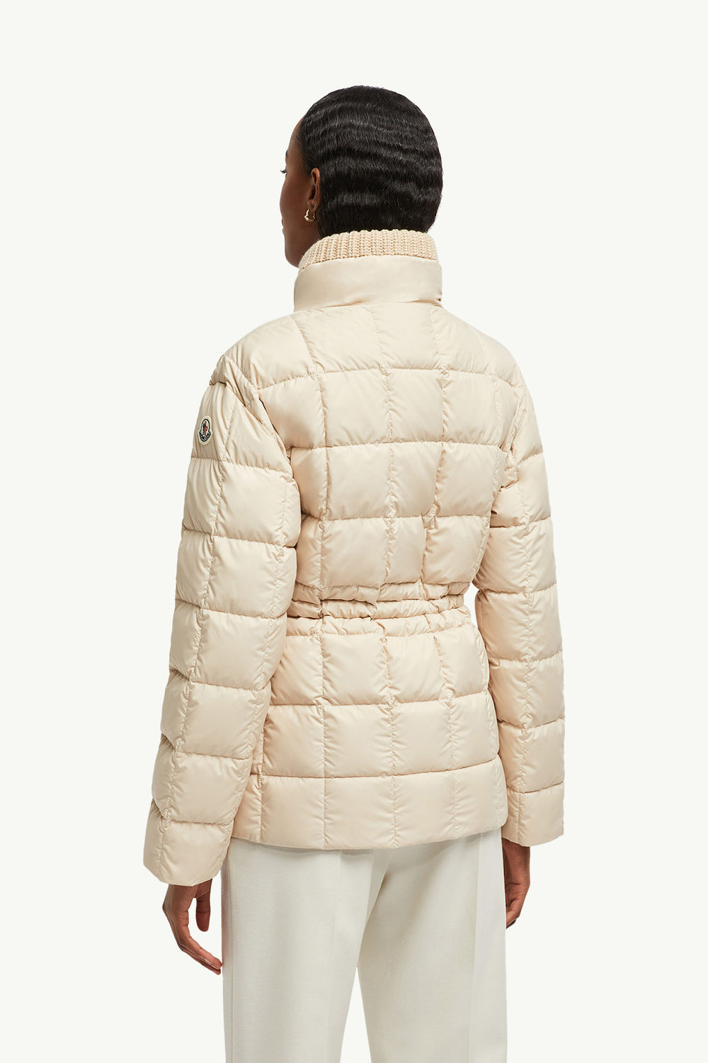 Antigone kurze Daunenjacke mit Lederbesatz Damen Beige Moncler 4