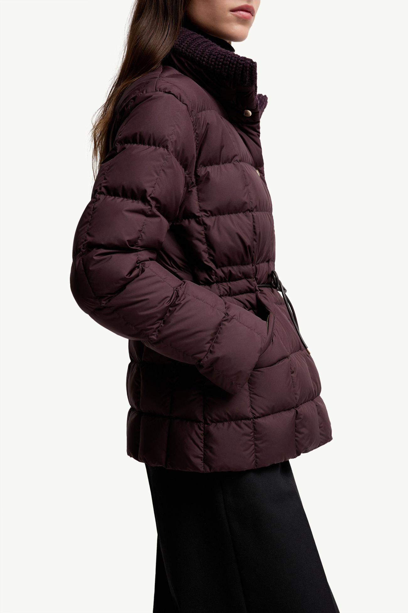 Antigone kurze Daunenjacke mit Lederbesatz Damen Traubenrot Moncler 5