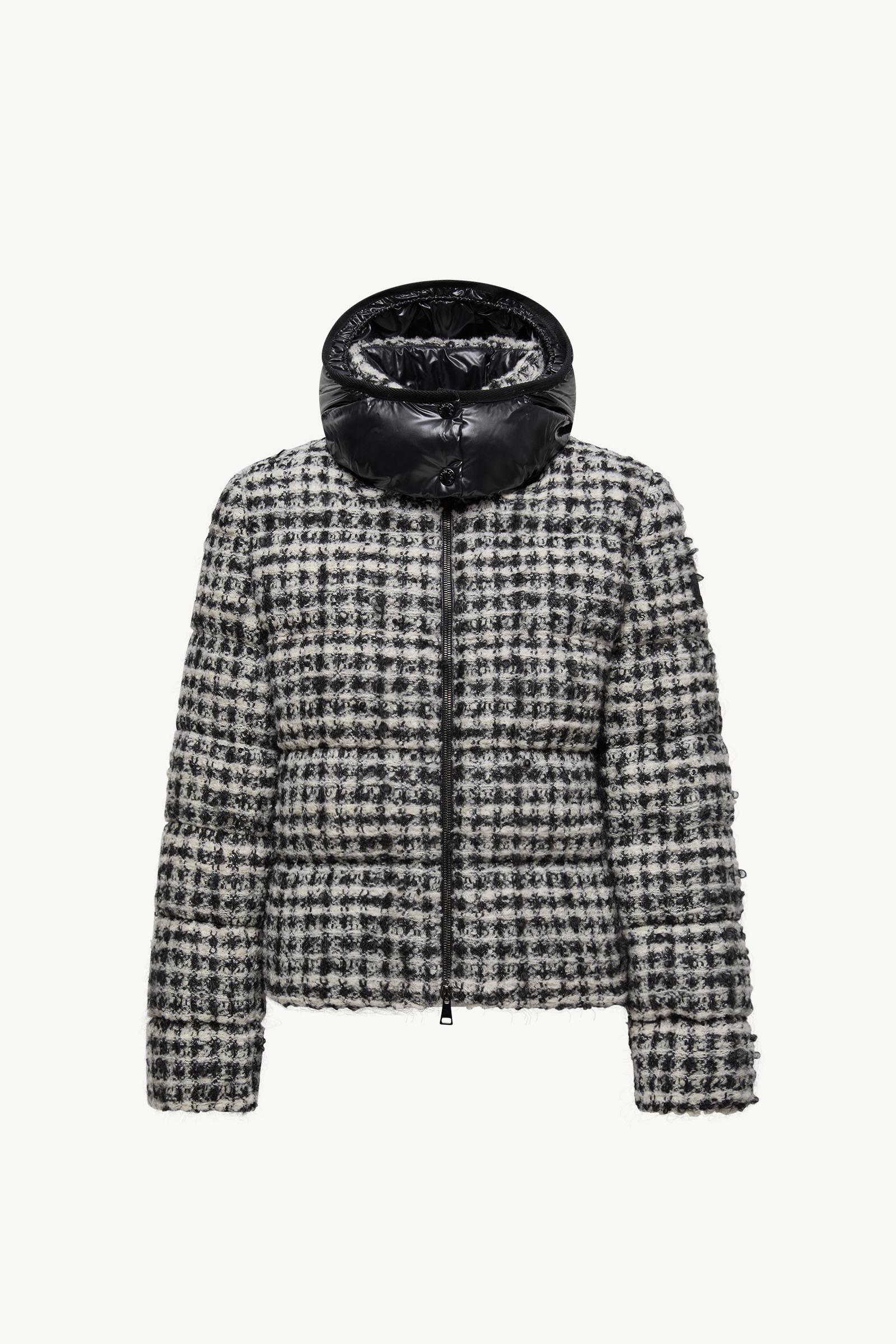 Piumino Corto con Cappuccio in Tweed Andronne_findInBoutique_image