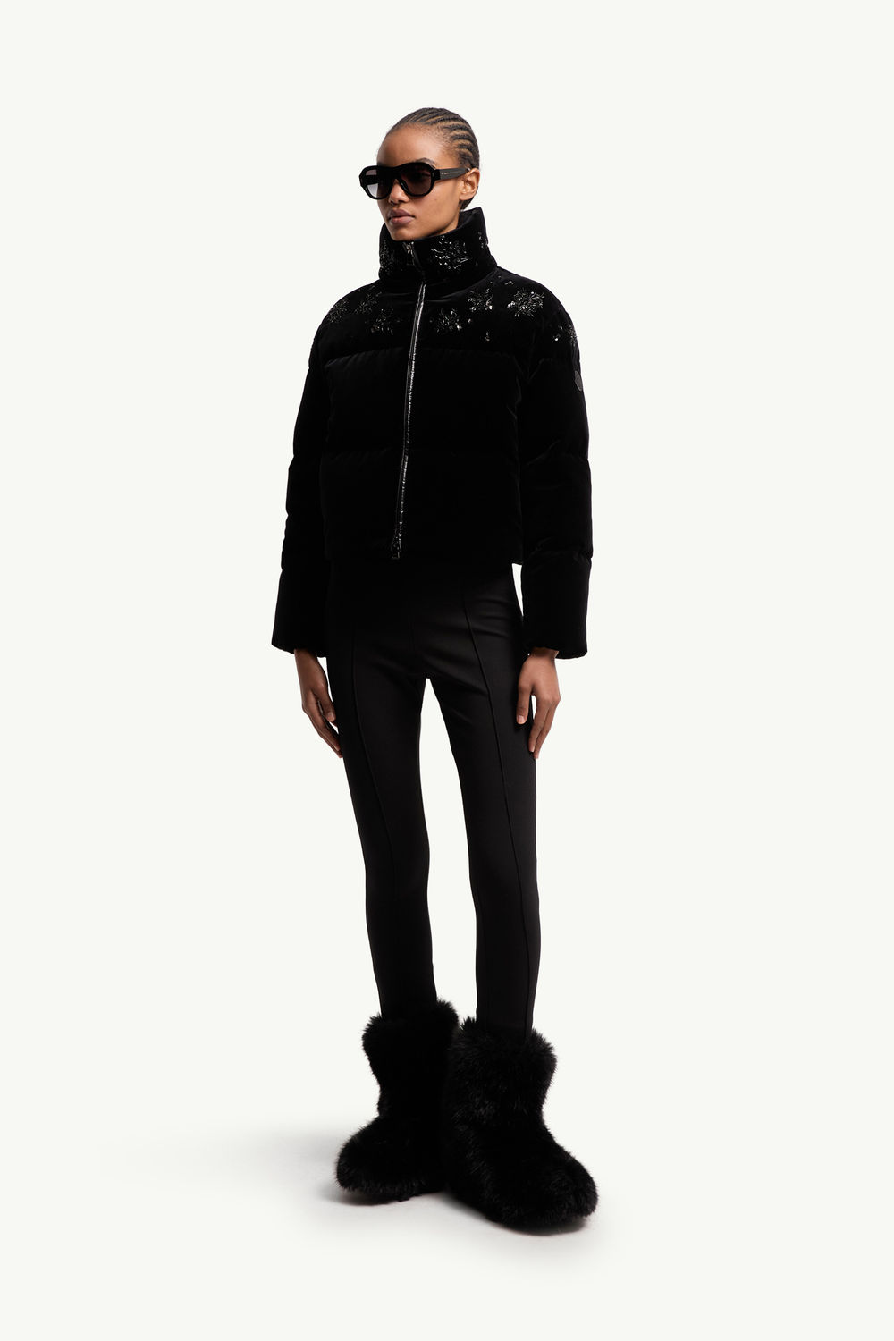 Doudoune courte en velours brodée de sequins Nelles Femmes Noir Moncler 0