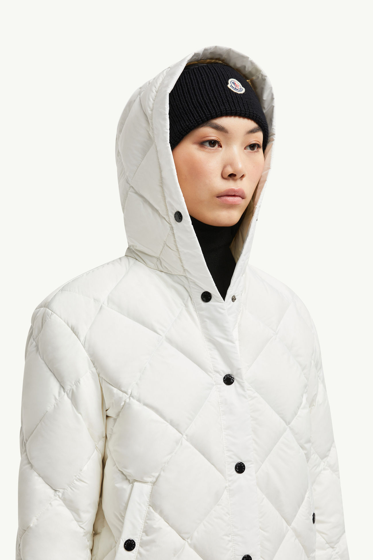 Arvouin女士连帽菱形绗缝短款羽绒夹克外套 白色 Moncler 6