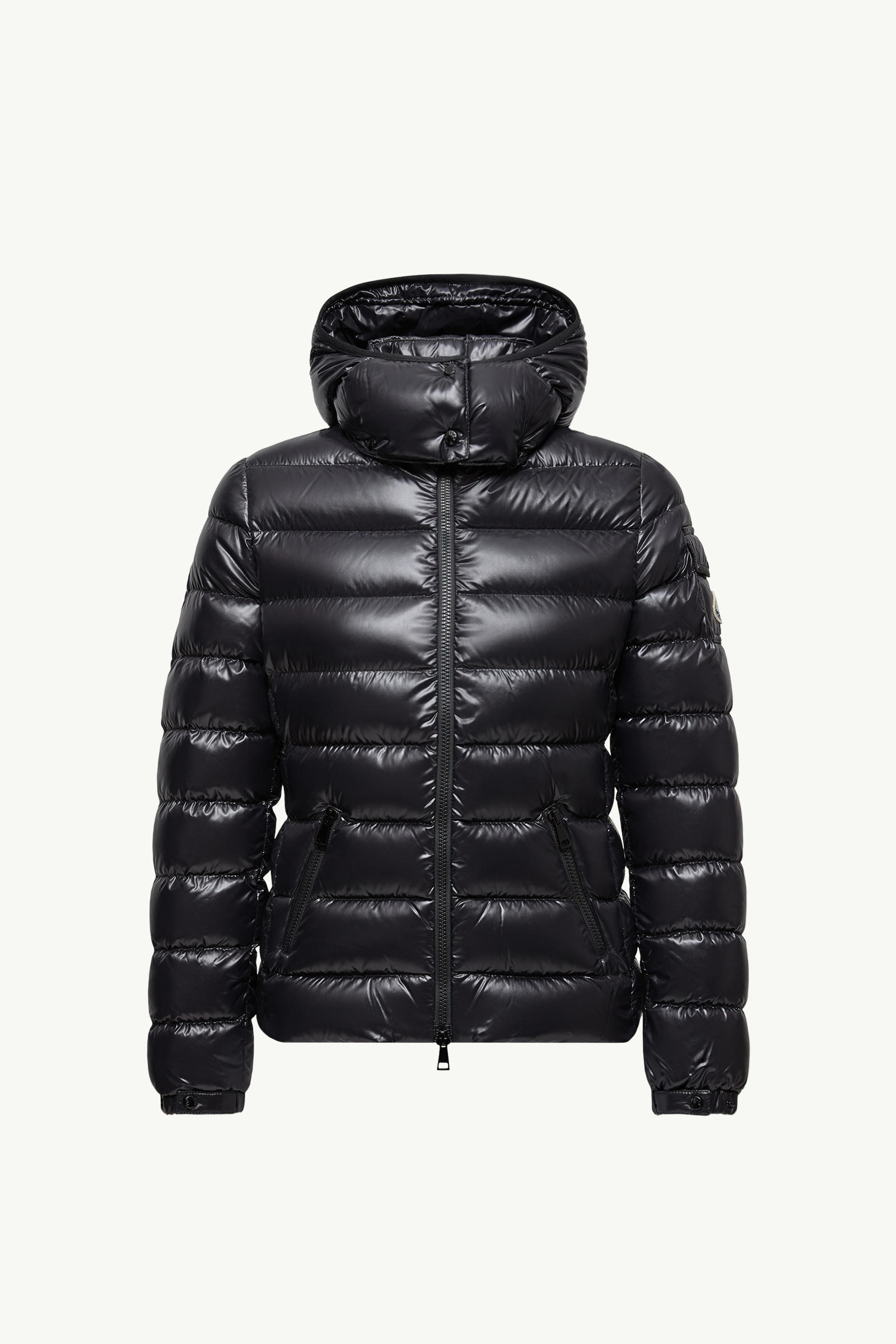 https://moncler-cdn.thron.com/api/v1/content-delivery/shares/dpx6uv/contents/K20931A5240068950999_F/image/K20931A5240068950999_F