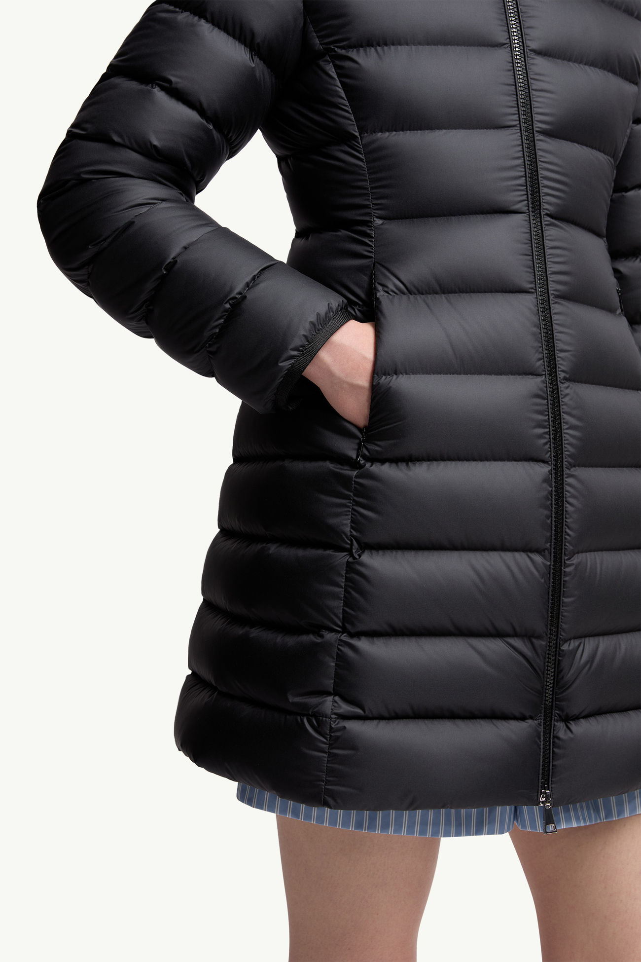 Igesse mittellange Daunenjacke Damen Schwarz Moncler 5