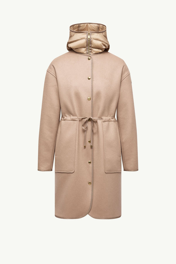 https://moncler-cdn.thron.com/api/v1/content-delivery/shares/dpx6uv/contents/K20931C000175980N21T_F/image/K20931C000175980N21T_F