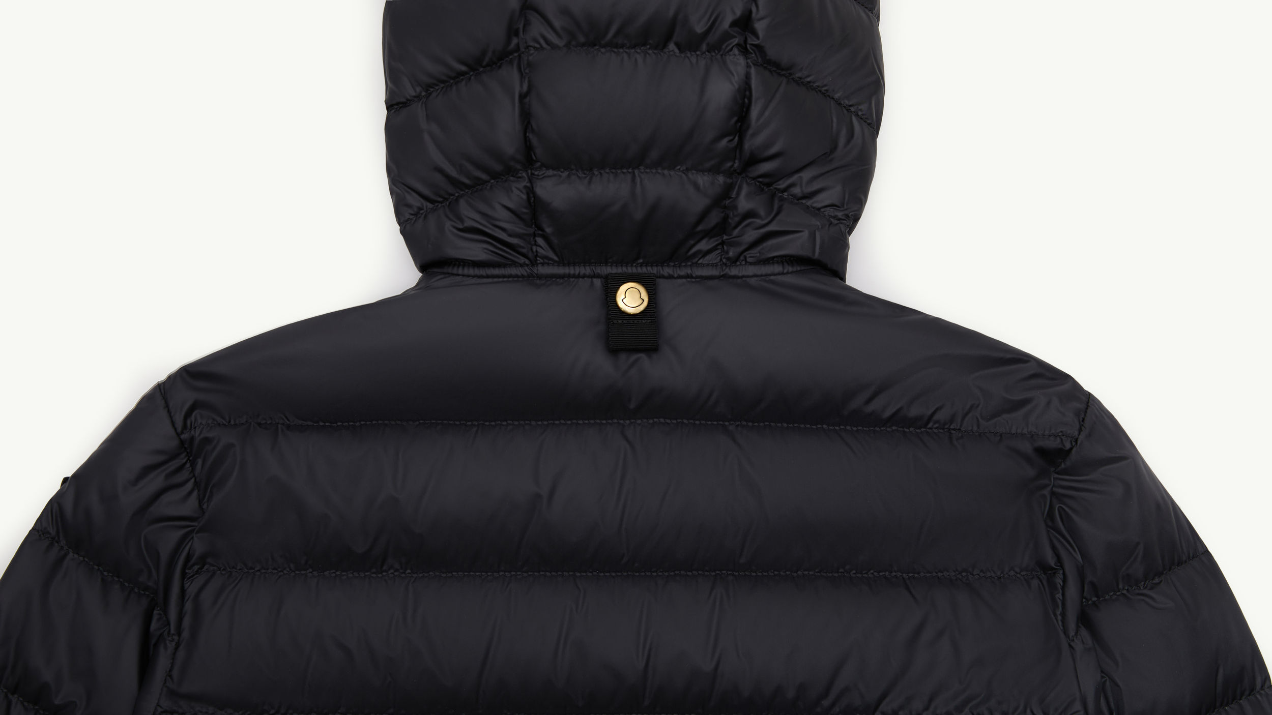 Slide 1 - 하나의 디자인, 세 가지 방식