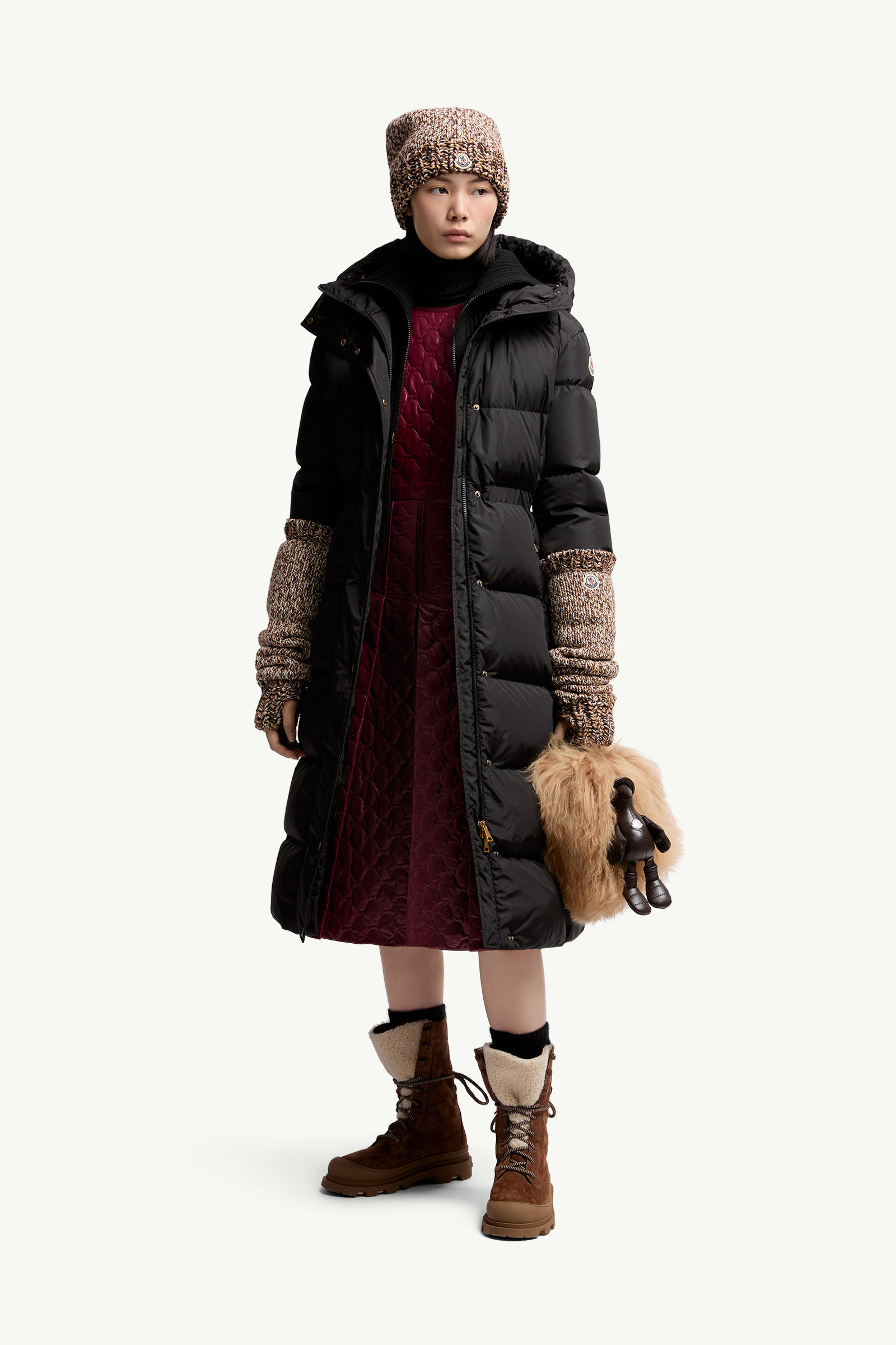 Chamer lange Daunenjacke mit Kapuze und Wollbesatz Damen Schwarz Moncler 0
