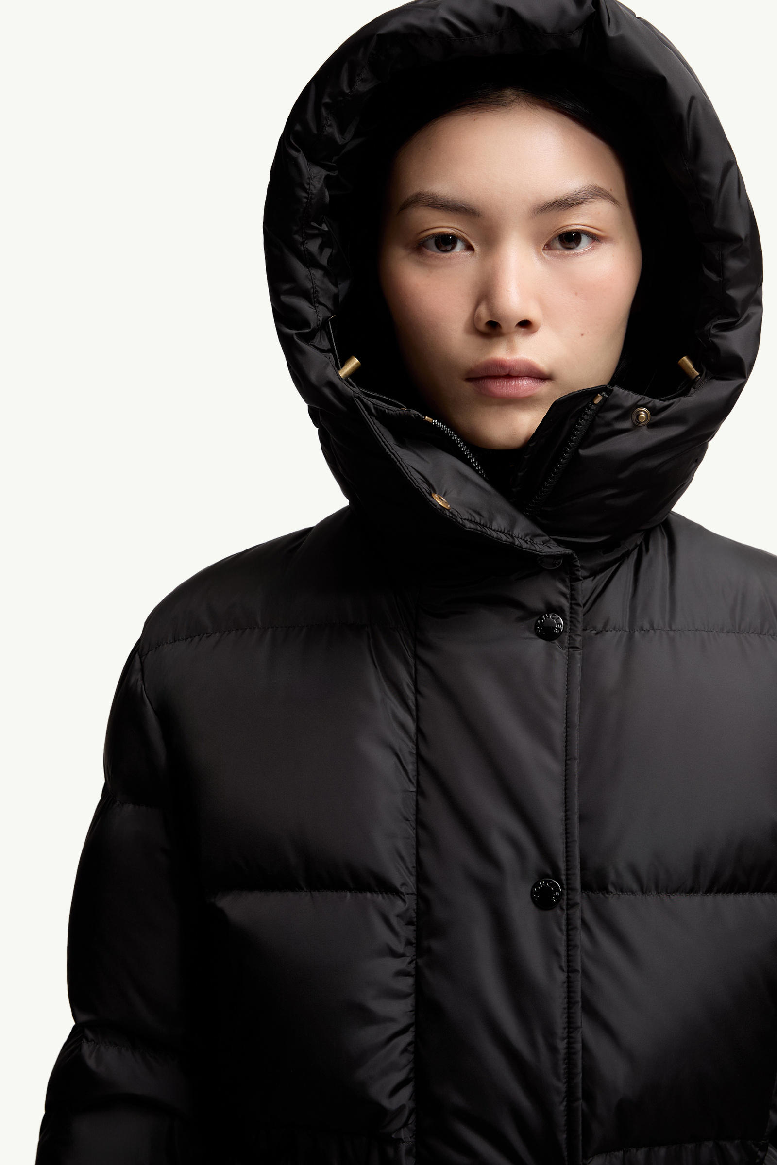 Chamer lange Daunenjacke mit Kapuze und Wollbesatz Damen Schwarz Moncler 6