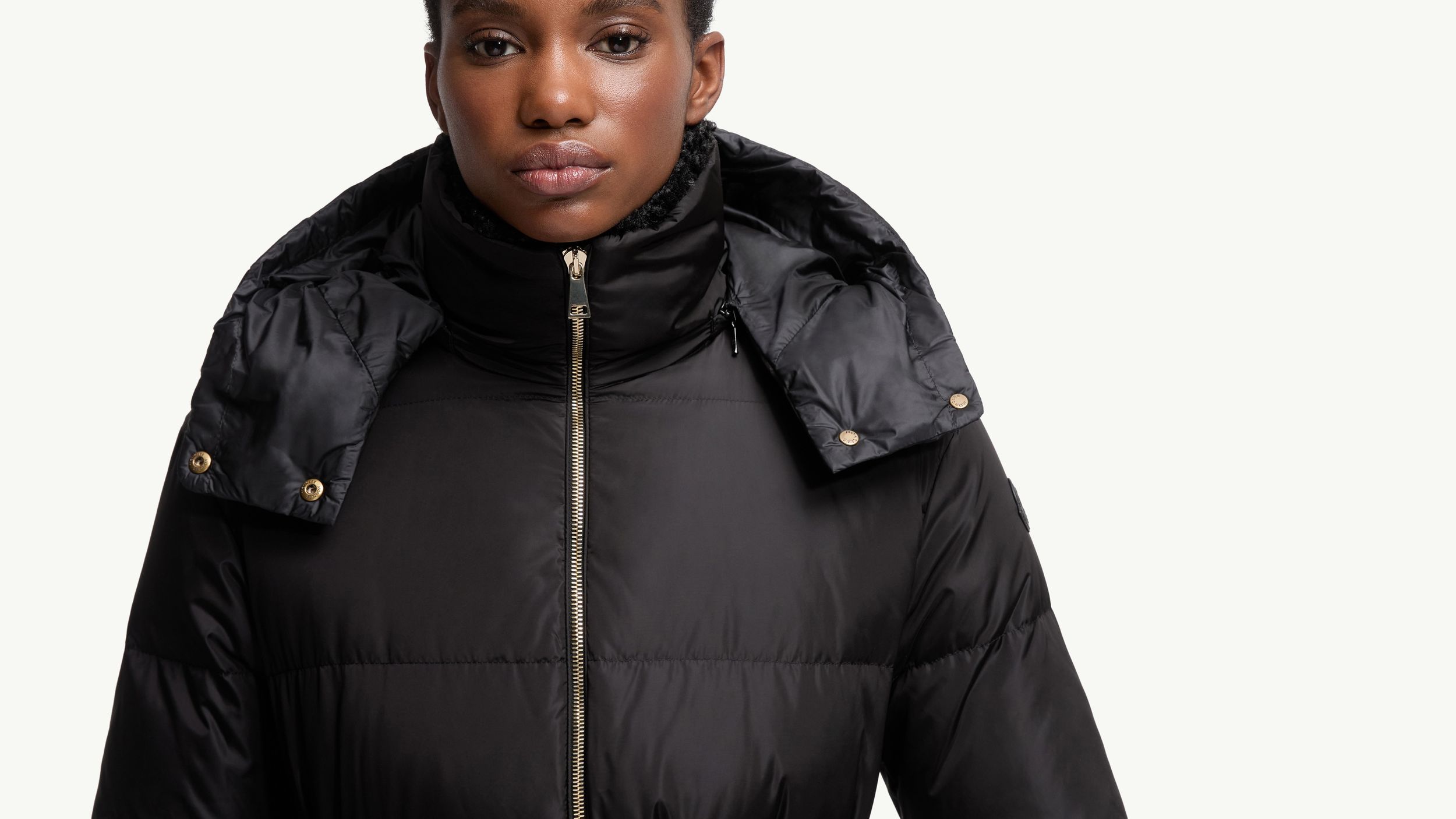 Slide 1 - product.feature.detachablehood.title