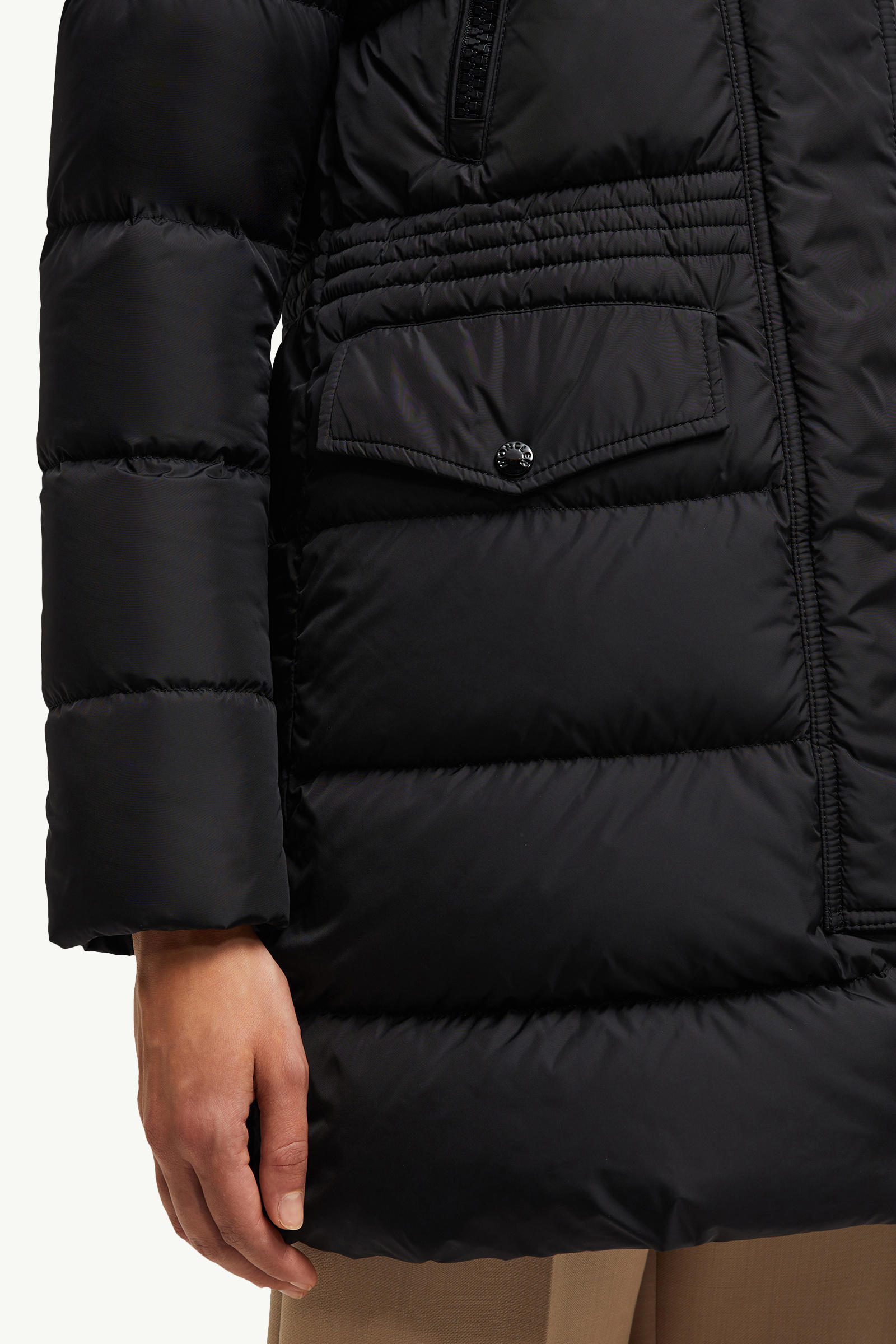 Aphroti lange Daunenjacke mit Kapuze und Shearling-Besatz Damen Schwarz & Beige Moncler 5