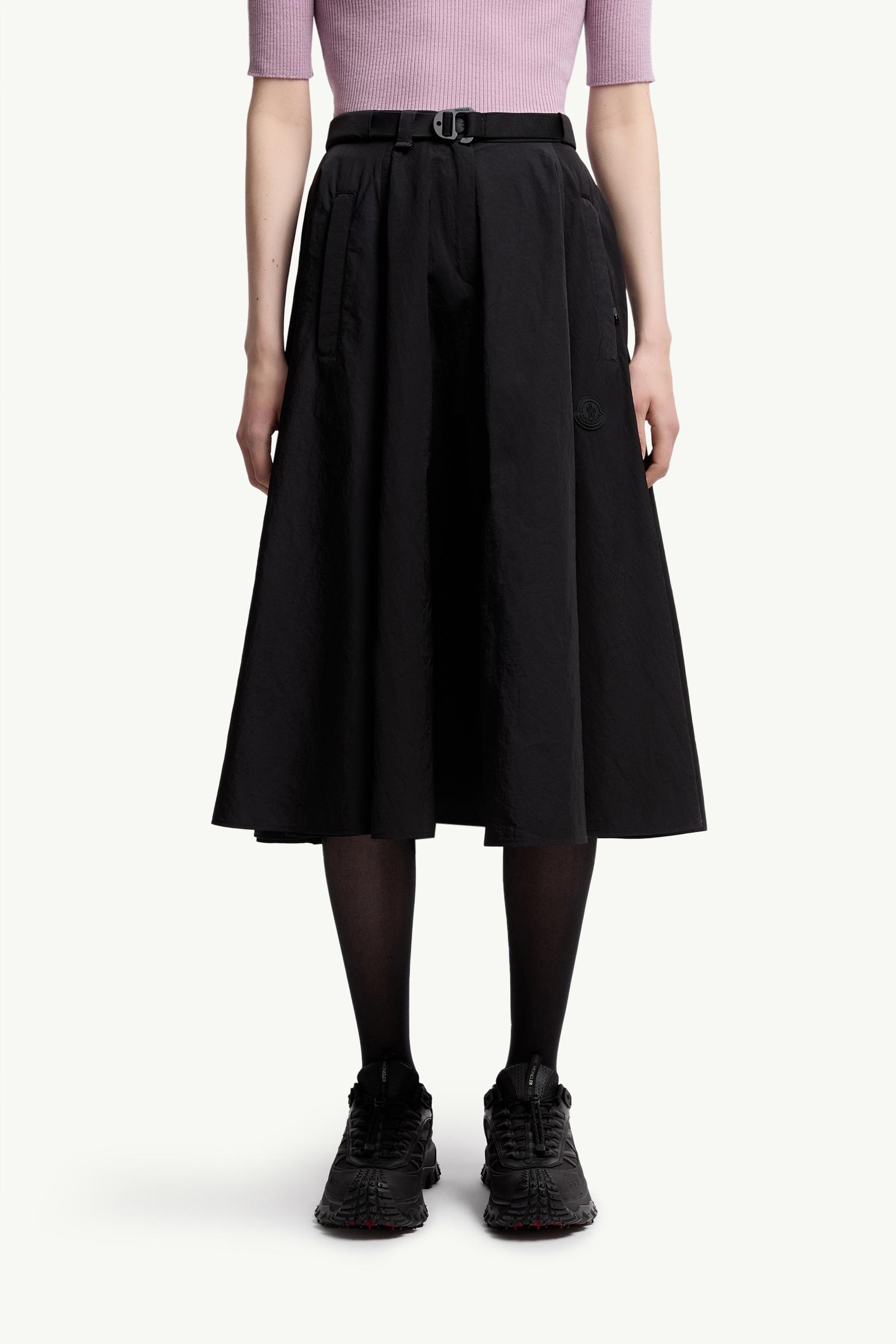 スカート MONCLER Women Mid Skirts K10932D00006597V5 999 BLACK Black Cotton Midi Skirt - Skirts for Women | Moncler US
