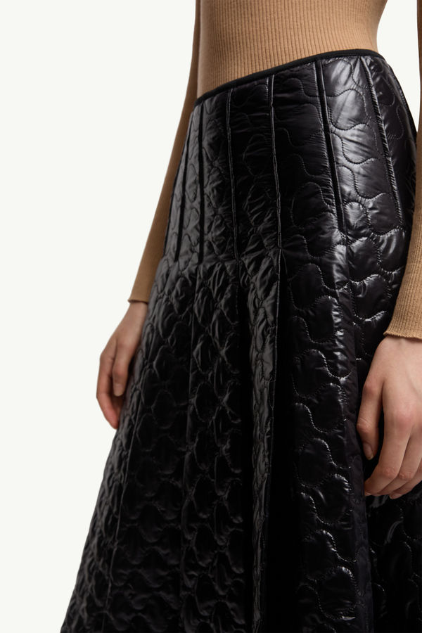 Wattierter, quadratisch gesteppter Midirock Damen Schwarz Moncler 5