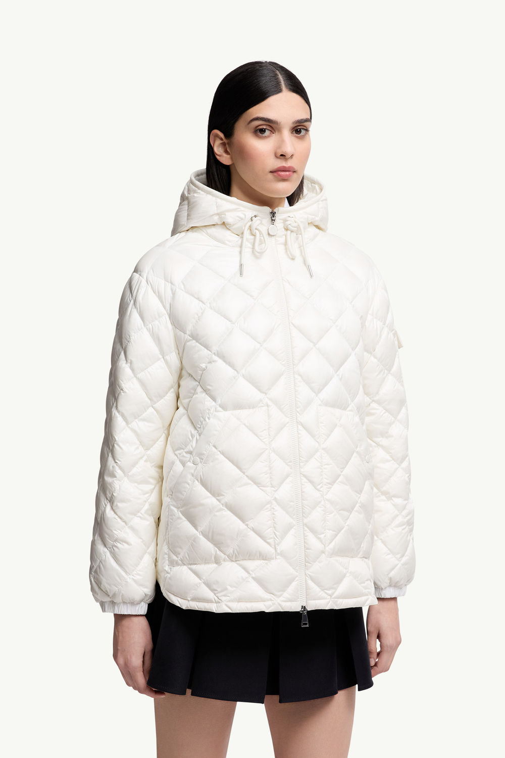Diamond-Quilted Hooded Short Down Jacket Women White Moncler 3