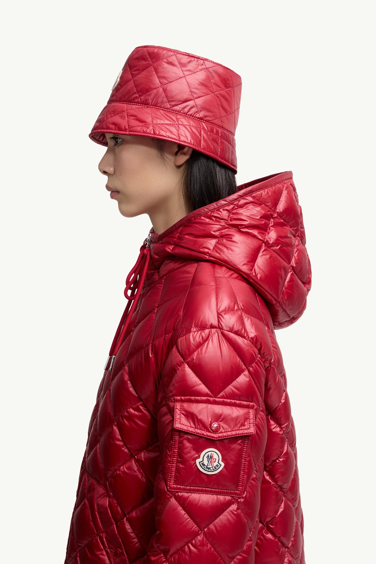 Diamond-Quilted Hooded Short Down Jacket Women Red Moncler 1