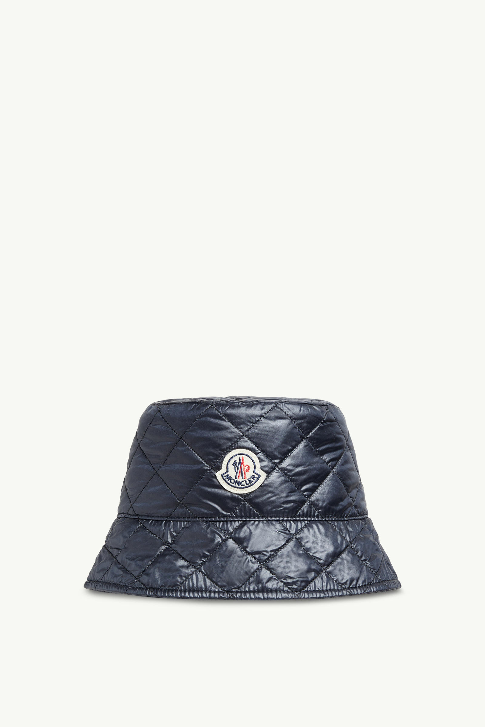https://moncler-cdn.thron.com/api/v1/content-delivery/shares/dpx6uv/contents/K20933B00027788RA778_F/image/K20933B00027788RA778_F
