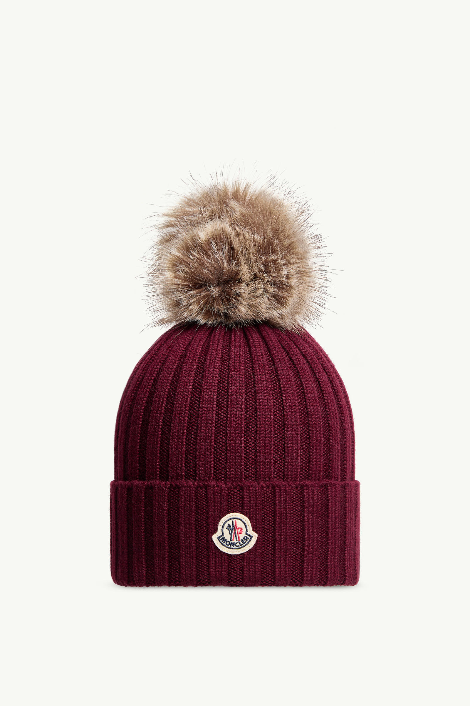 https://moncler-cdn.thron.com/api/v1/content-delivery/shares/dpx6uv/contents/K20933B00064A9327464_F/image/K20933B00064A9327464_F