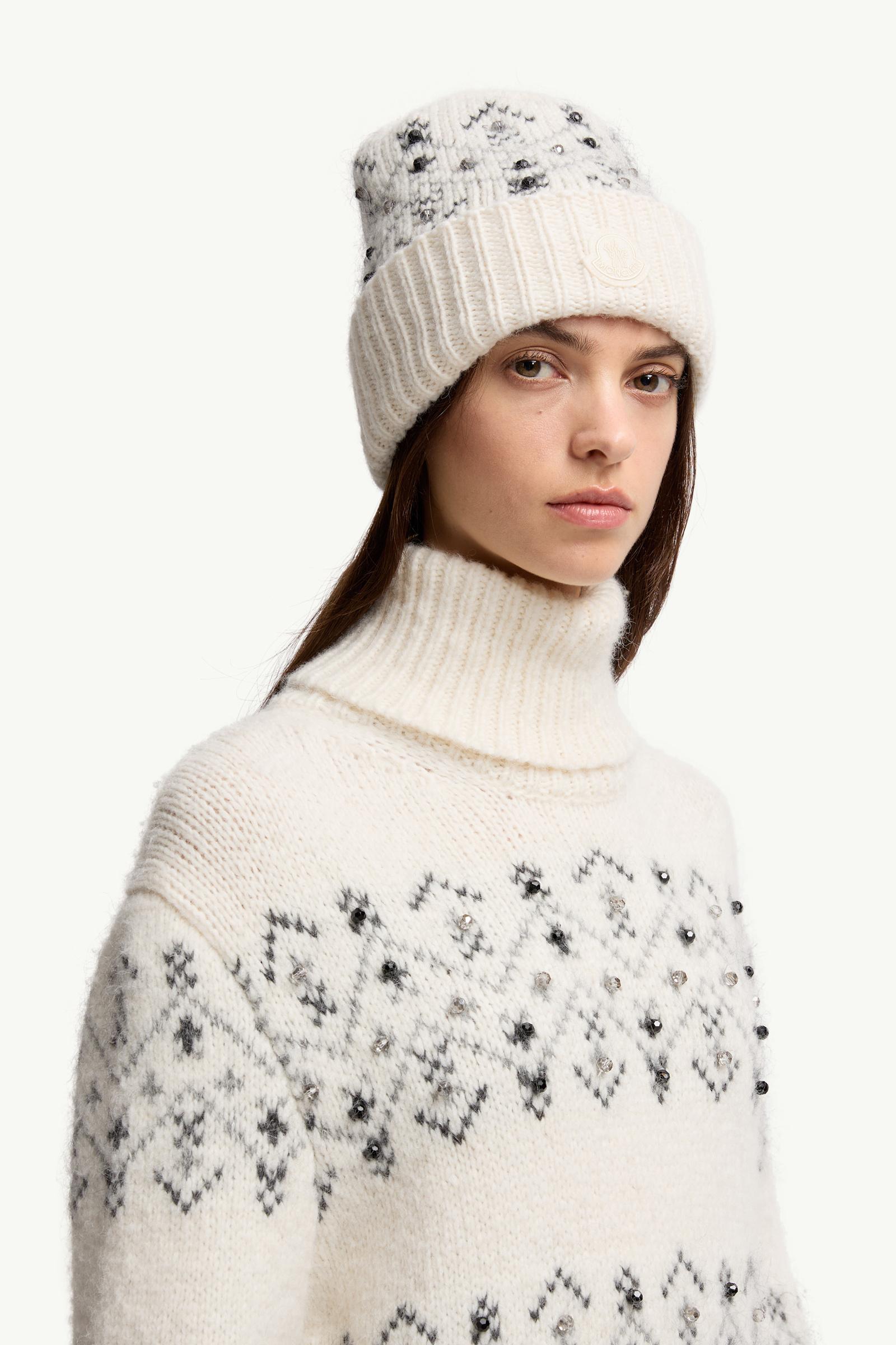 MONCLER ホワイトニット帽 ‼️ICE‼️ White Ivory Crystal-Embroidered Alpaca Blend Beanie - Hats