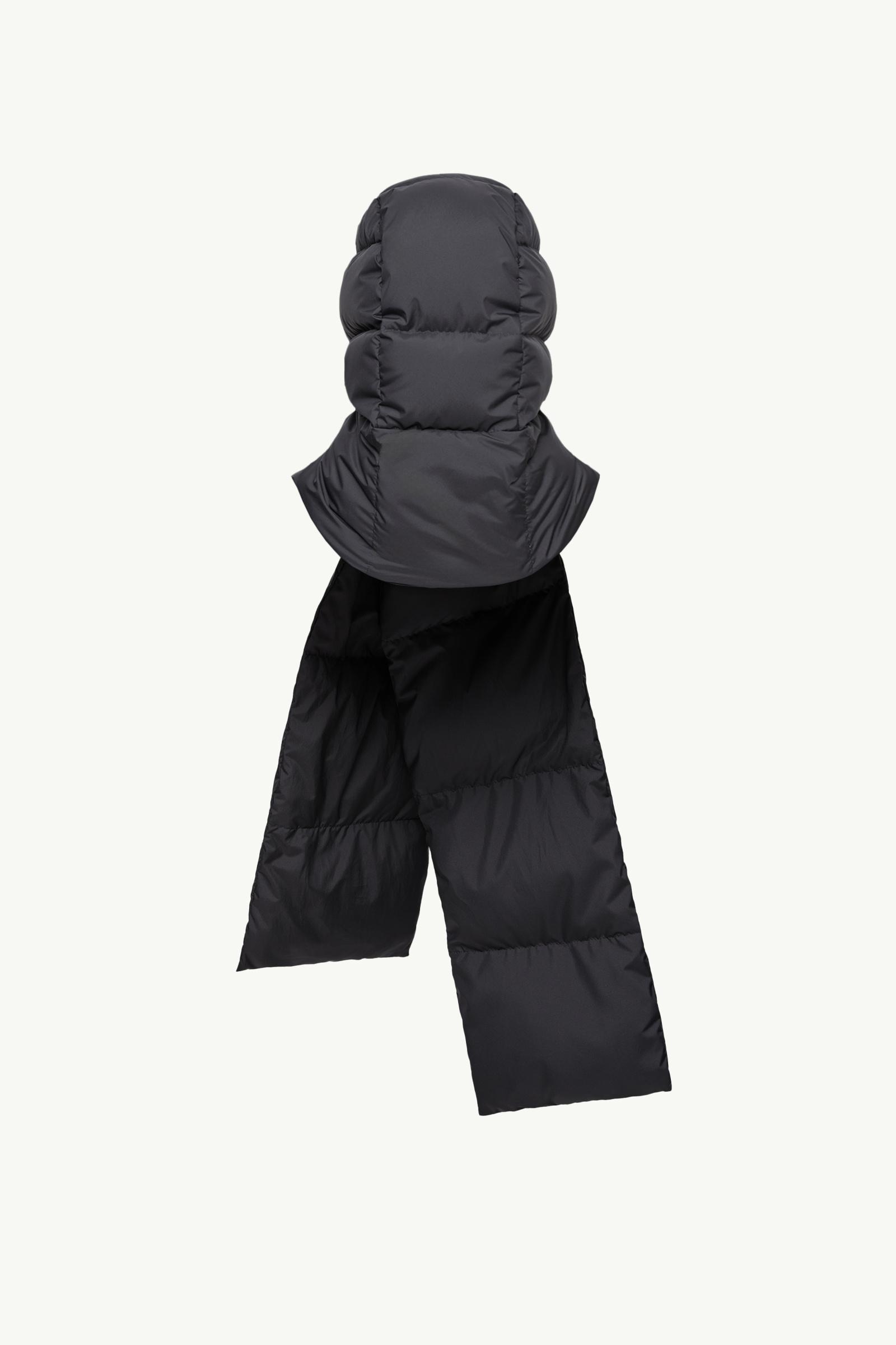 Black Hooded Down Scarf - Hats & Beanies for Women | Moncler IT