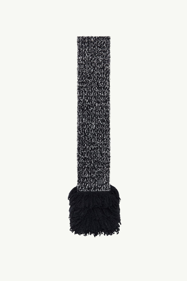 https://moncler-cdn.thron.com/api/v1/content-delivery/shares/dpx6uv/contents/K20933C00031M8319P90_F/image/K20933C00031M8319P90_F