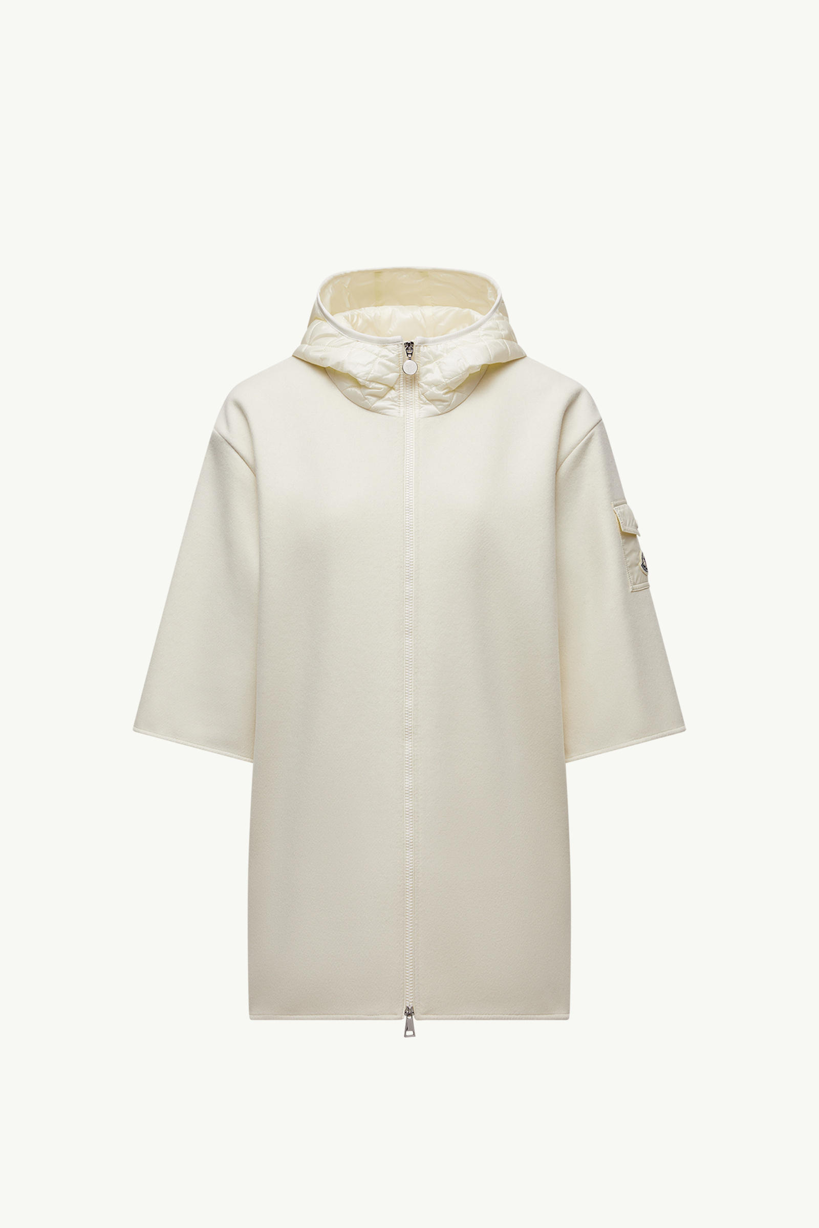 https://moncler-cdn.thron.com/api/v1/content-delivery/shares/dpx6uv/contents/K20933G00002M7148P11_F/image/K20933G00002M7148P11_F