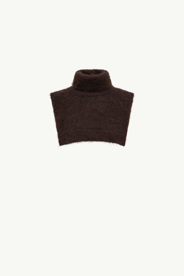 https://moncler-cdn.thron.com/api/v1/content-delivery/shares/dpx6uv/contents/K20933G00010M1133290_F/image/K20933G00010M1133290_F