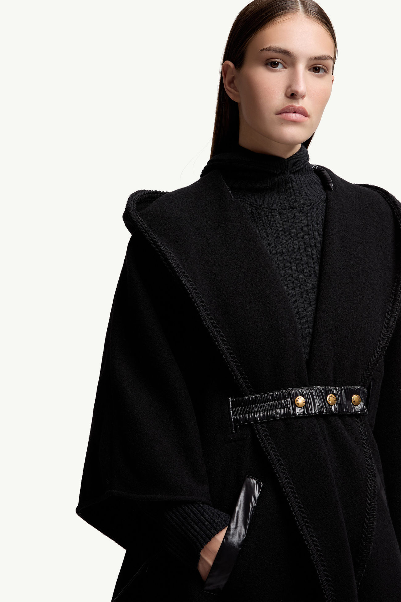 Capa de lana con cinturón Mujer Negro Moncler 6