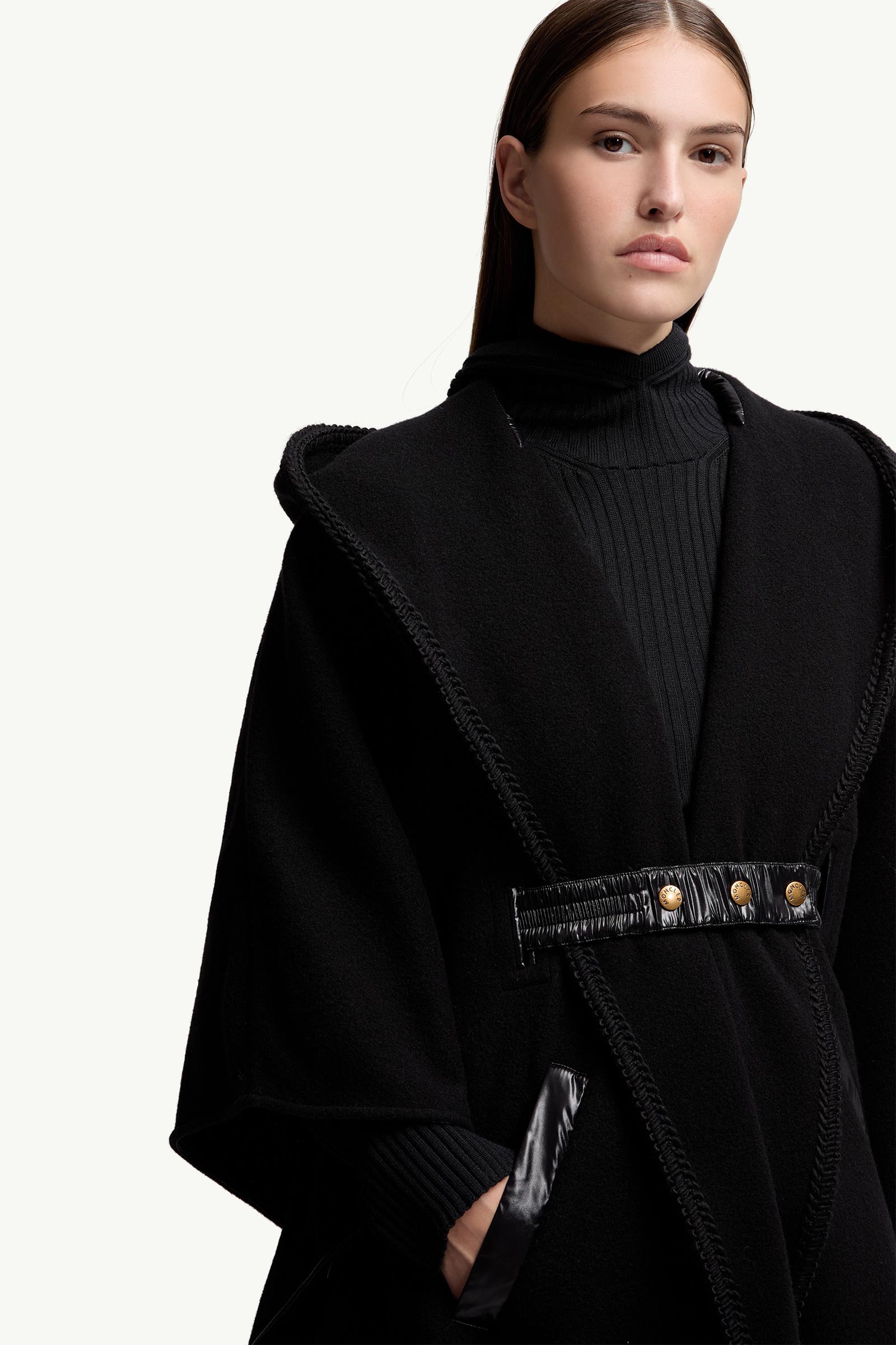 ブラック ケープ : マント 向けの レディース | モンクレール