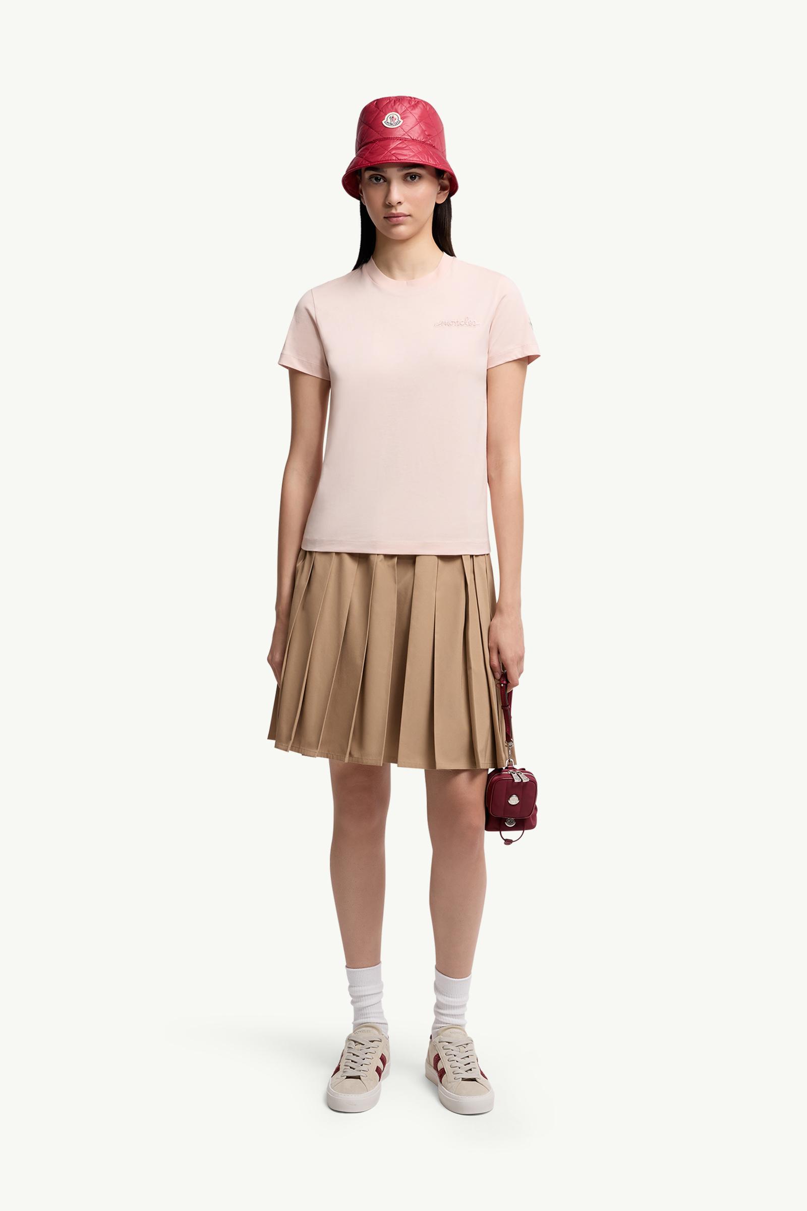 Tシャツ・カットソー MONCLER Women Tunic Tops K10938G0001689A1K 037 WHITE Tops for Women - T-Shirts, Polos & Cropped Shirts | Moncler CA