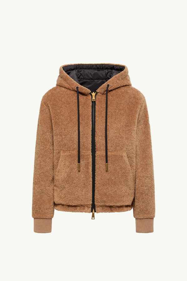 https://moncler-cdn.thron.com/api/v1/content-delivery/shares/dpx6uv/contents/K20938G0001689AOFP29_F/image/K20938G0001689AOFP29_F
